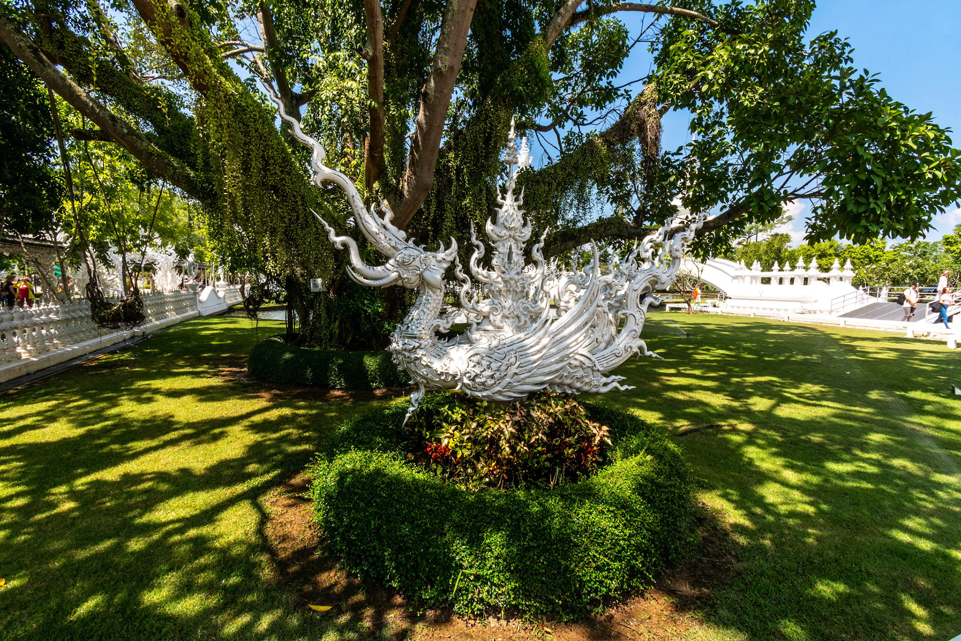 Wat Rong Khun - วัดร่องขุ่น