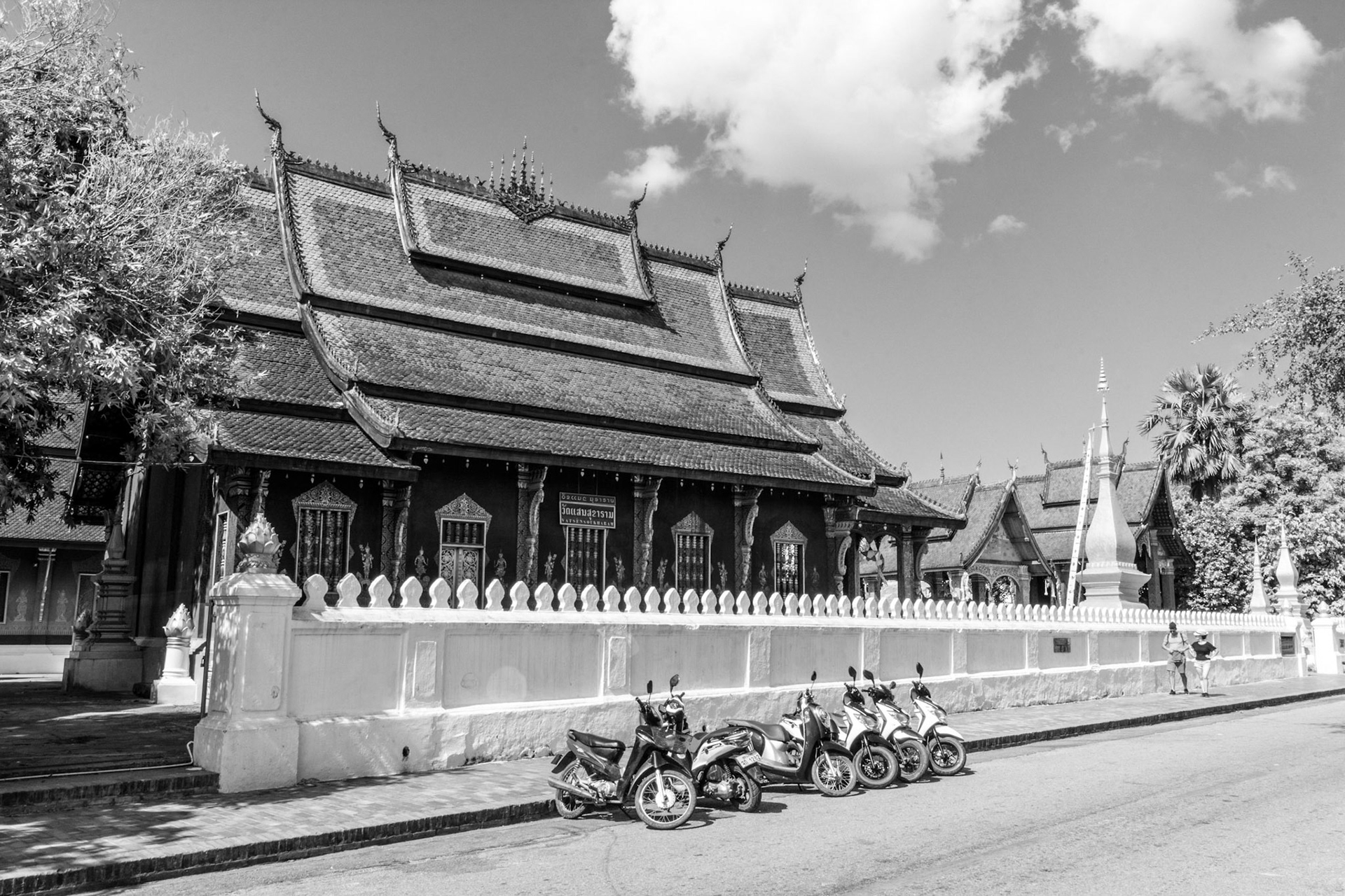 Wat Sene - ວັດແສນສຸຂາຣາມ