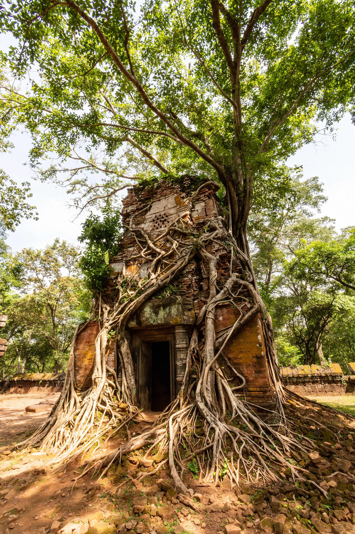 Pram Temple - ប្រាសាទ ប្រាំ