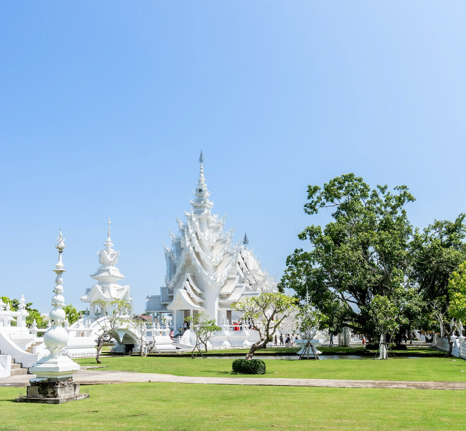Wat Rong Khun - วัดร่องขุ่น