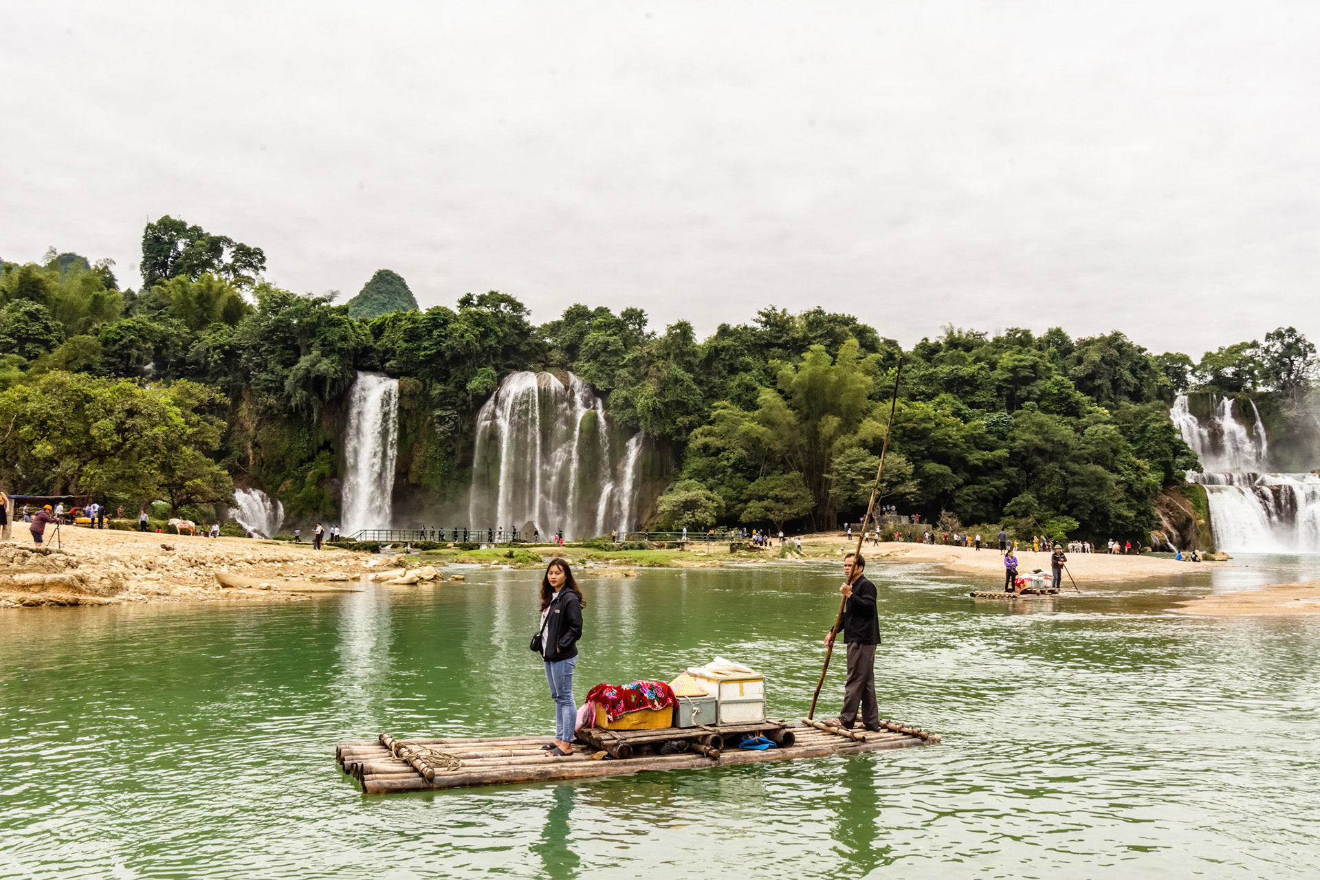 Thác Bản Giốc (Ban Gioc Waterfall)