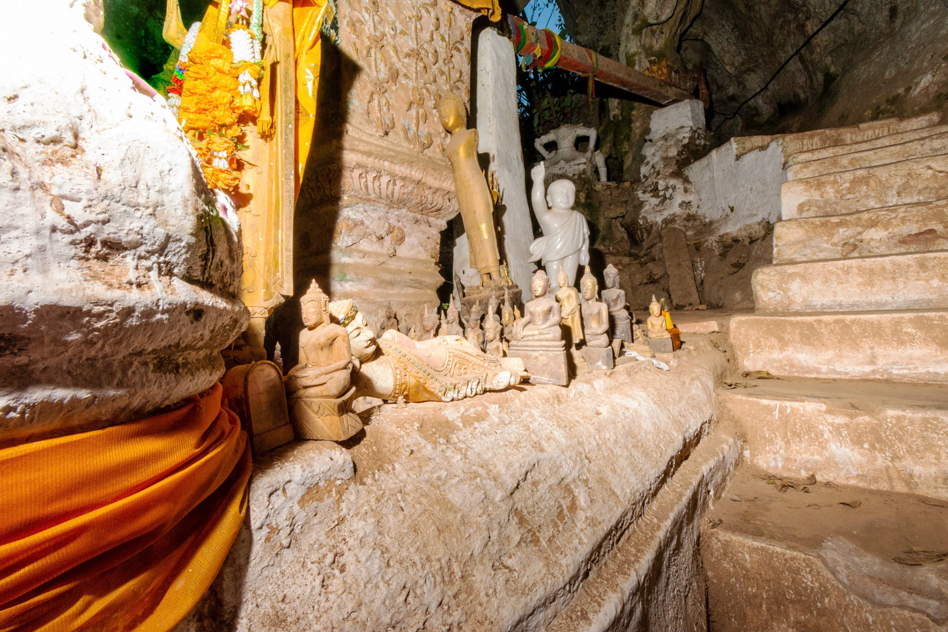 Pak Ou Caves