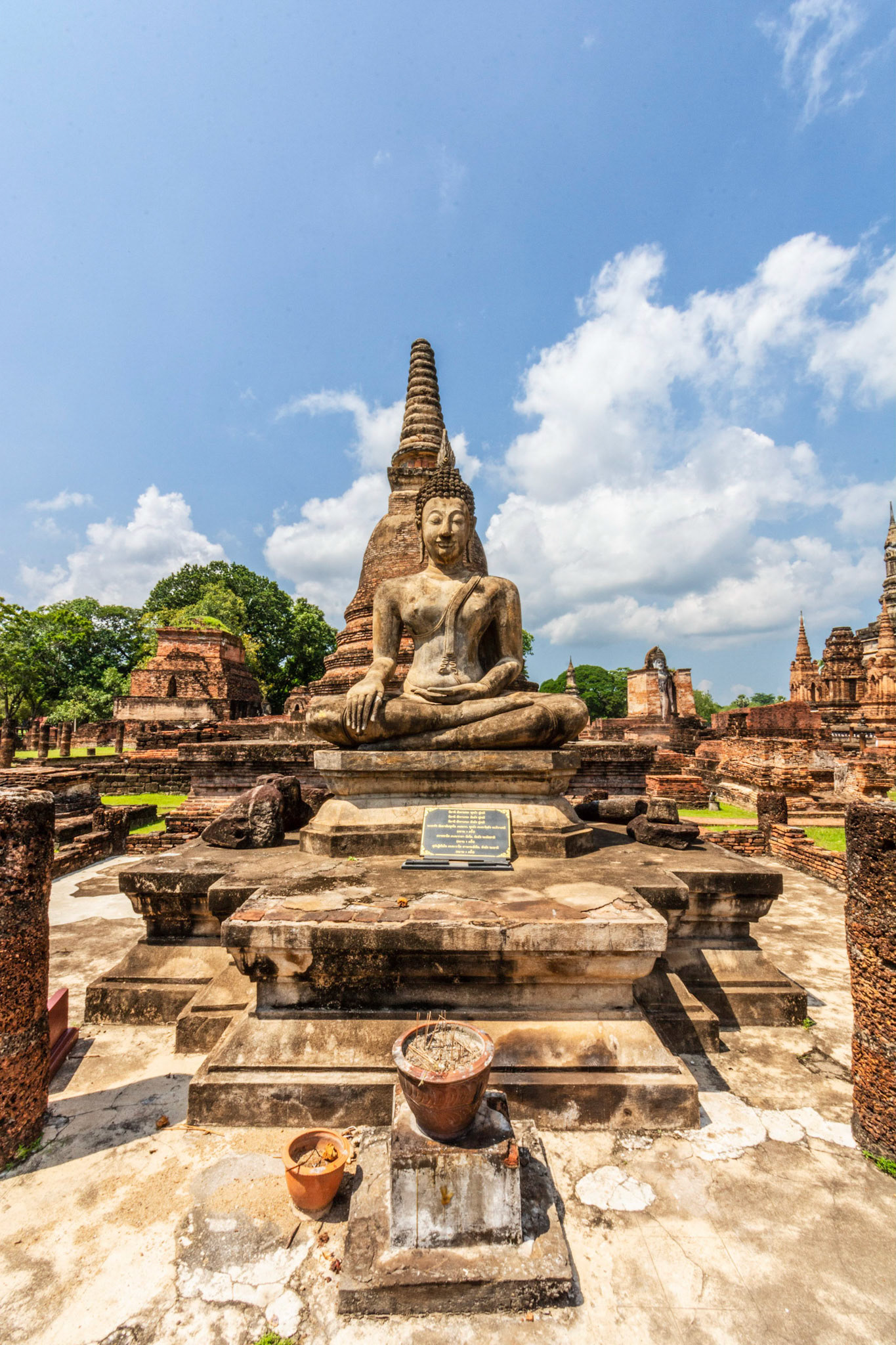 Wat Maha That - วัดมหาธาตุ,