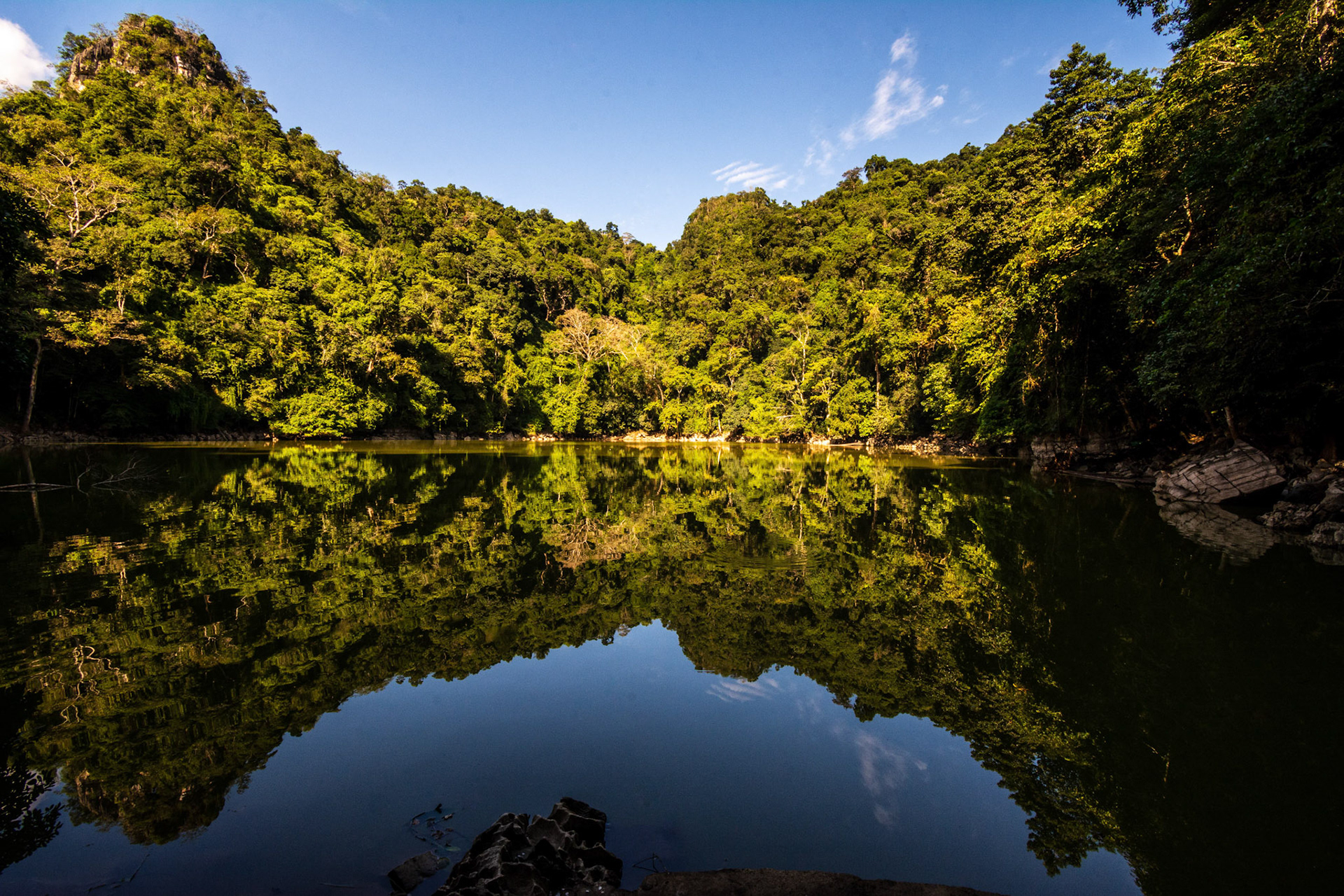 Ao Tiên (Fairy Lake)