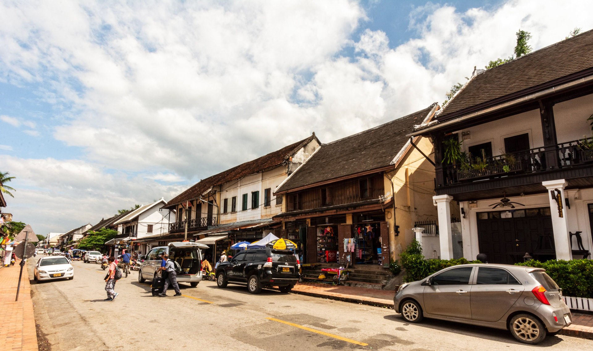 Sisavangvong Road