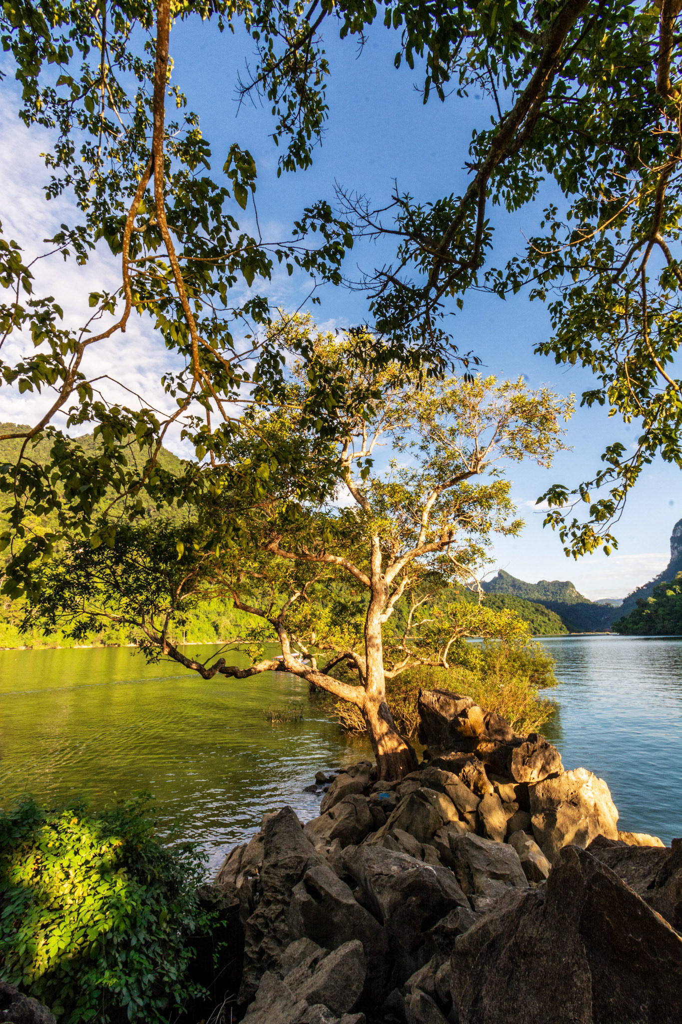 Po Gia Mải (Widow's Island)