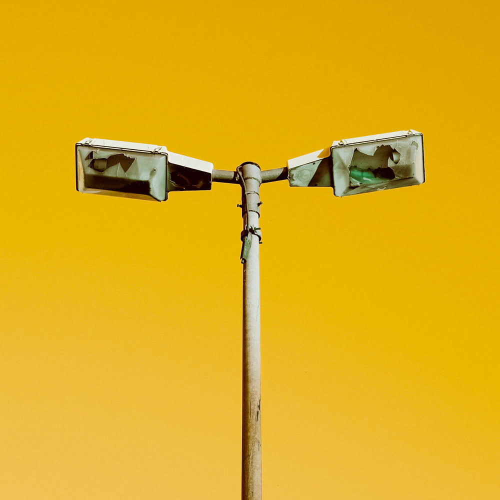 186 - Broken Lights