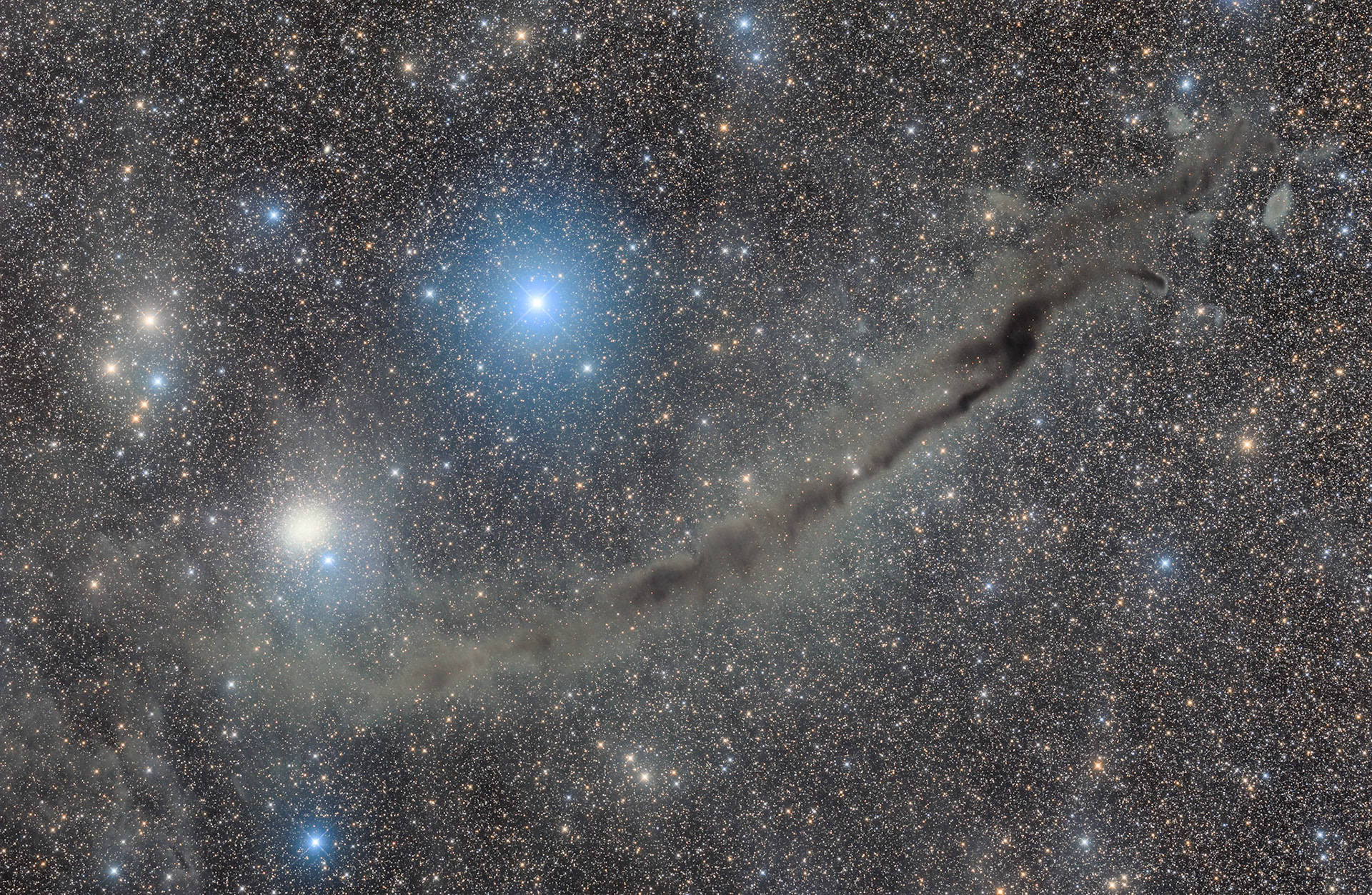 Dark Doodad & NGC 4372