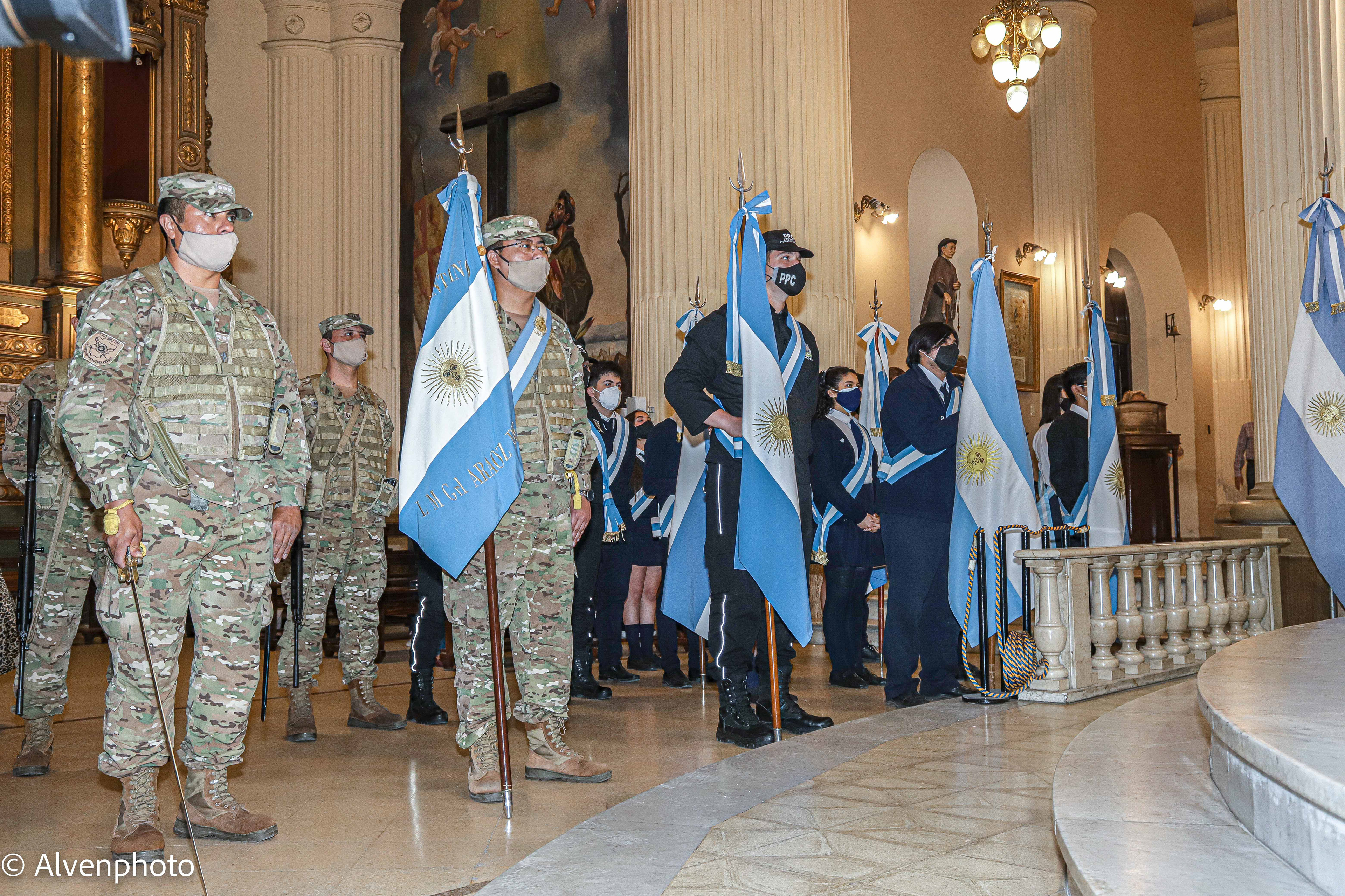 IMAGEN CON DERECHOS