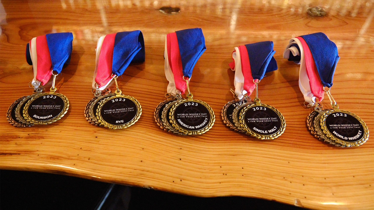 whisky award medals