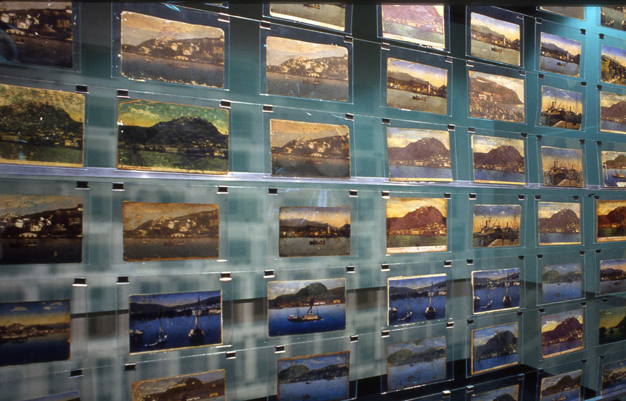 2004 “Embark Disembark" Melbourne Immigration Museum