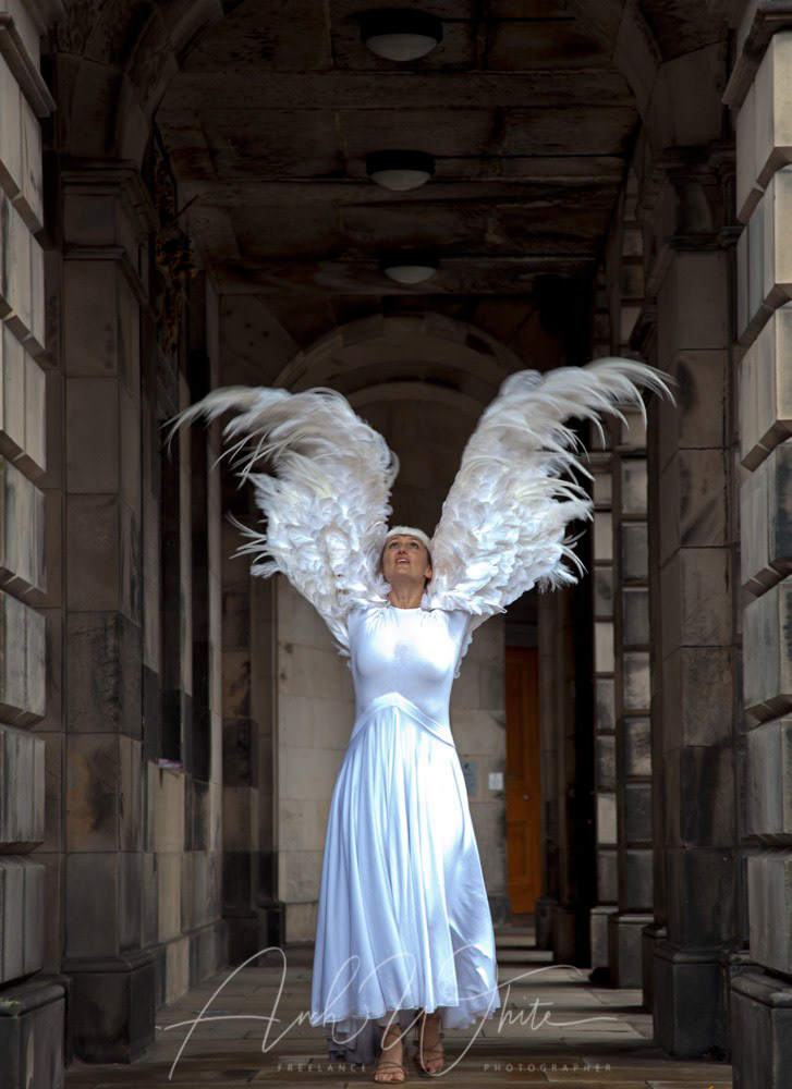 Elizabeth Yochim, Angelbird, Edinburgh Fringe, Arch White Photography, Art,