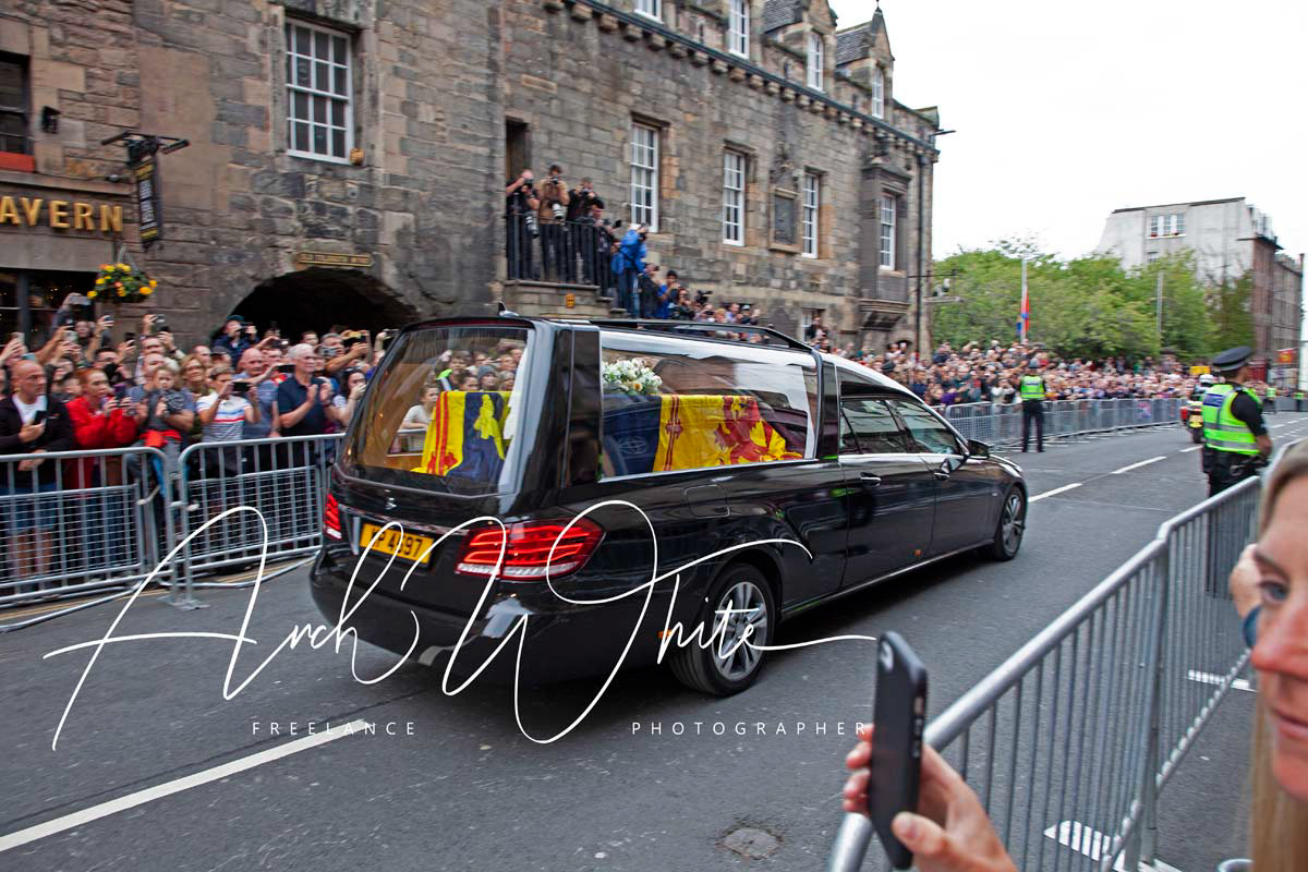 Her Magesty Queen Elizabeth death, mourning , Edinburgh, Scotland, UK,