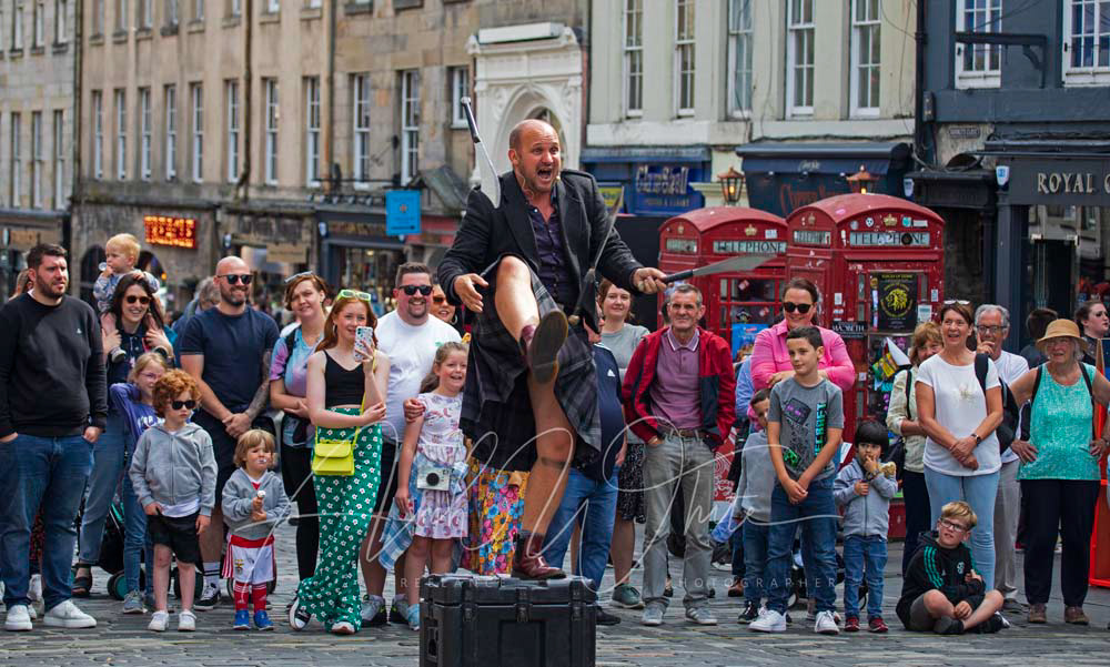 Edinburgh Feastival Fringe 2022, Edinburgh Festival Fringe, Edinburgh Fringe, street performers, Scotland, UK, Edinburgh