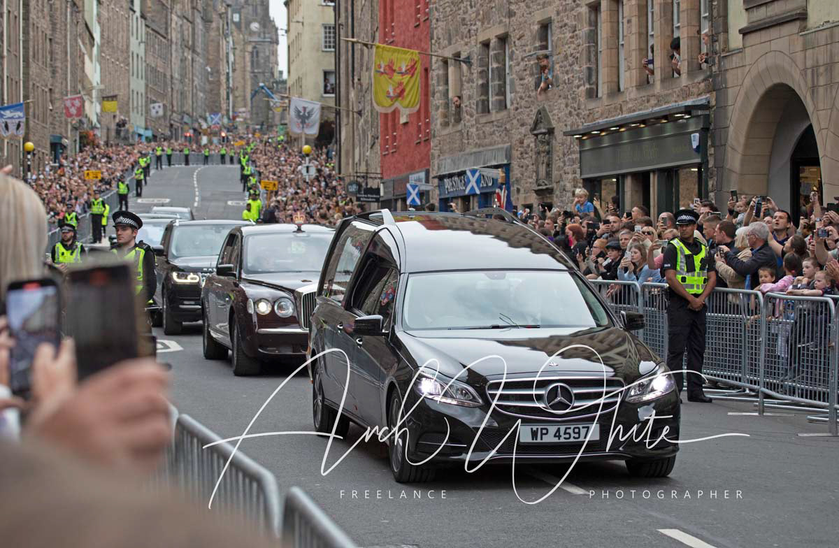 Her Magesty Queen Elizabeth death, mourning , Edinburgh, Scotland, UK,