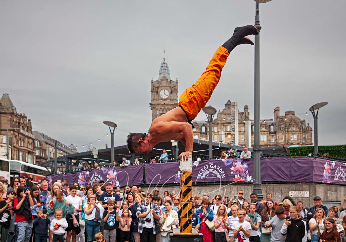 Edinburgh Festival Fringe, EdFringe, Edinburgh Fringe, Street Performers, 2023, images, pictures, photos