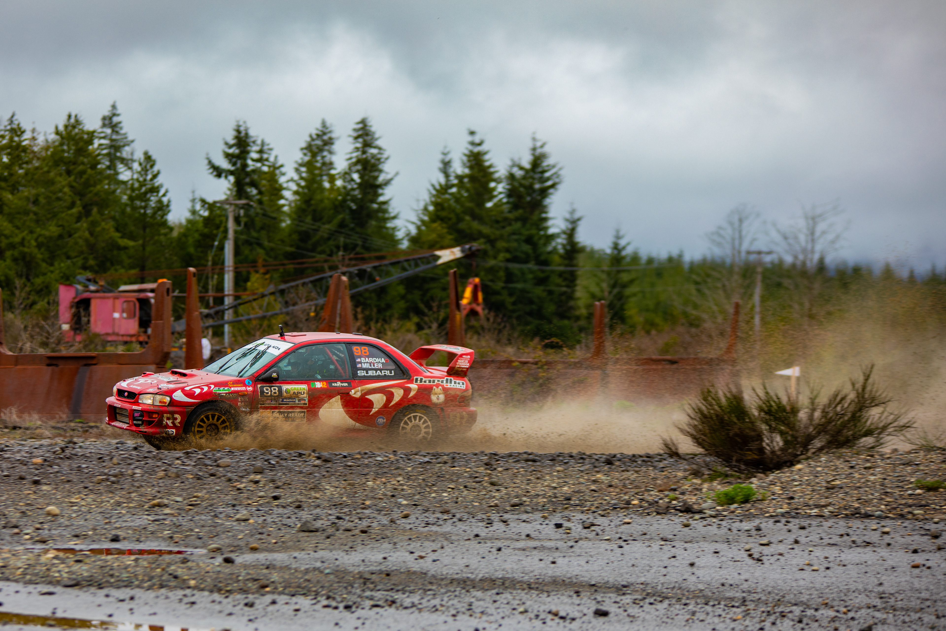 Ele Bardha whipping around turn 6 at Nahwatzel.