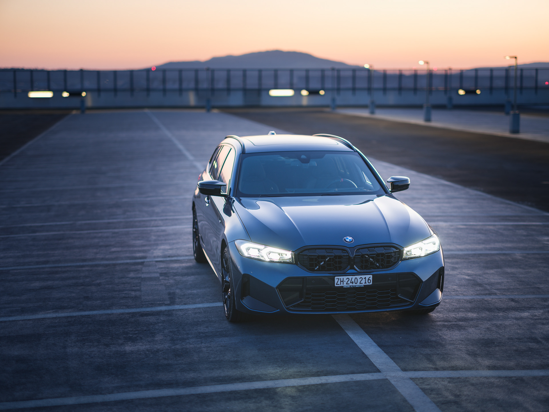 BMW M340i Dynamic Front Perspective