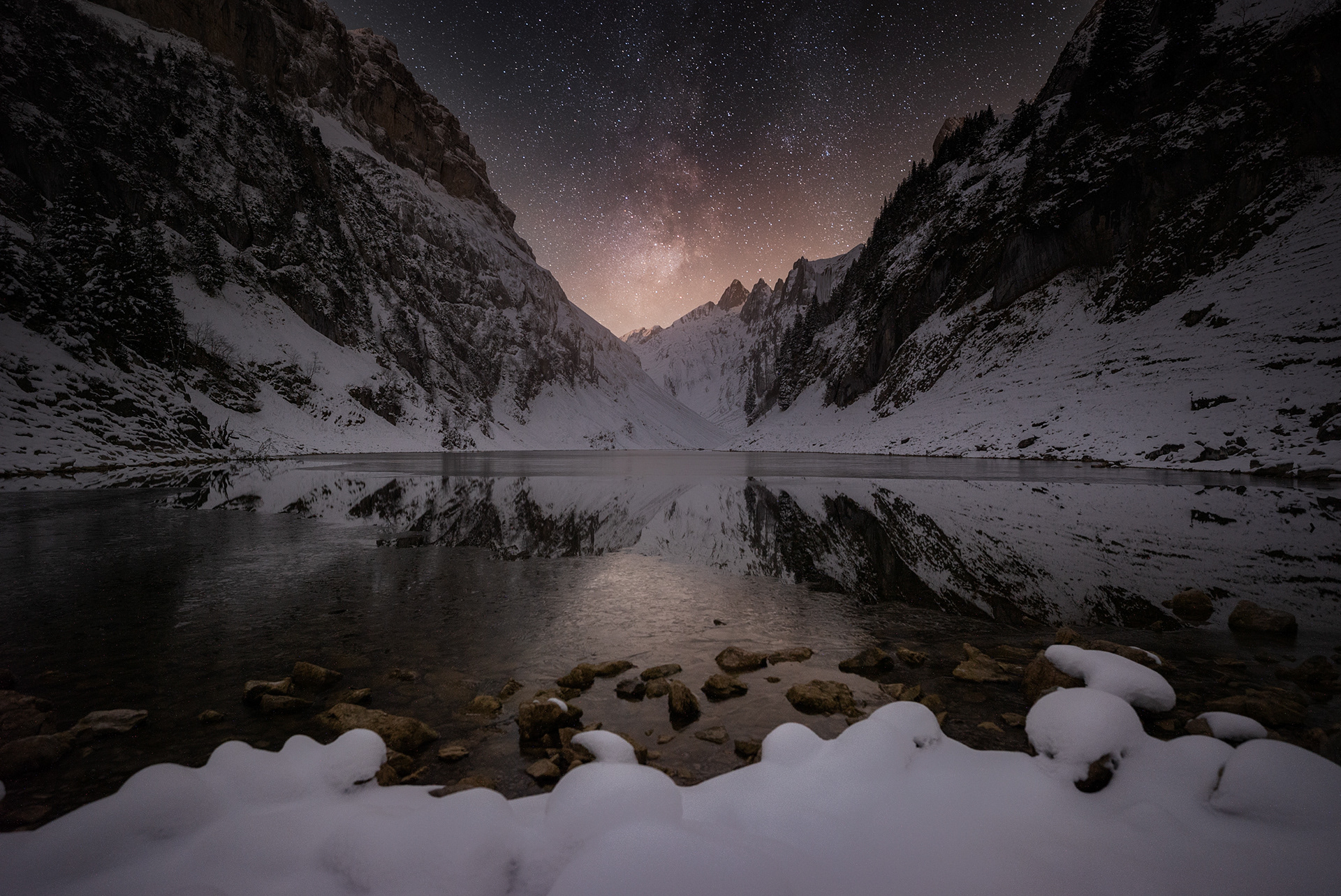 Final Night Light Over Fälensee