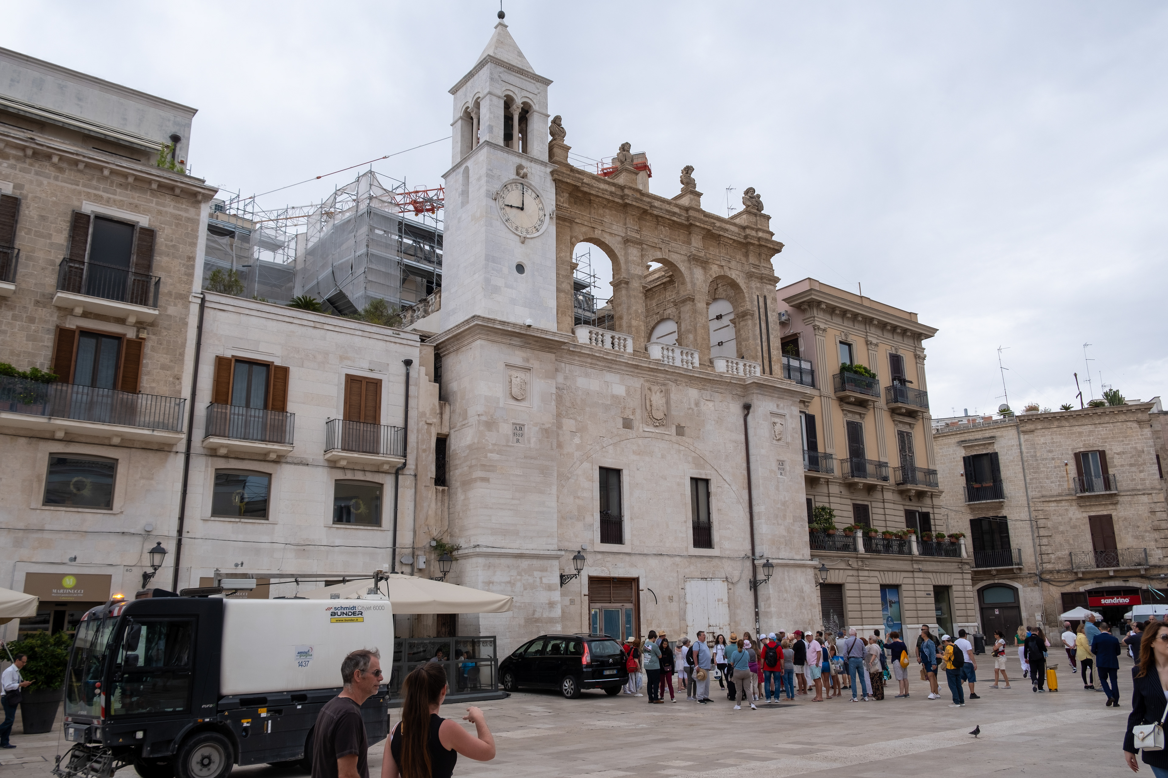 Bari