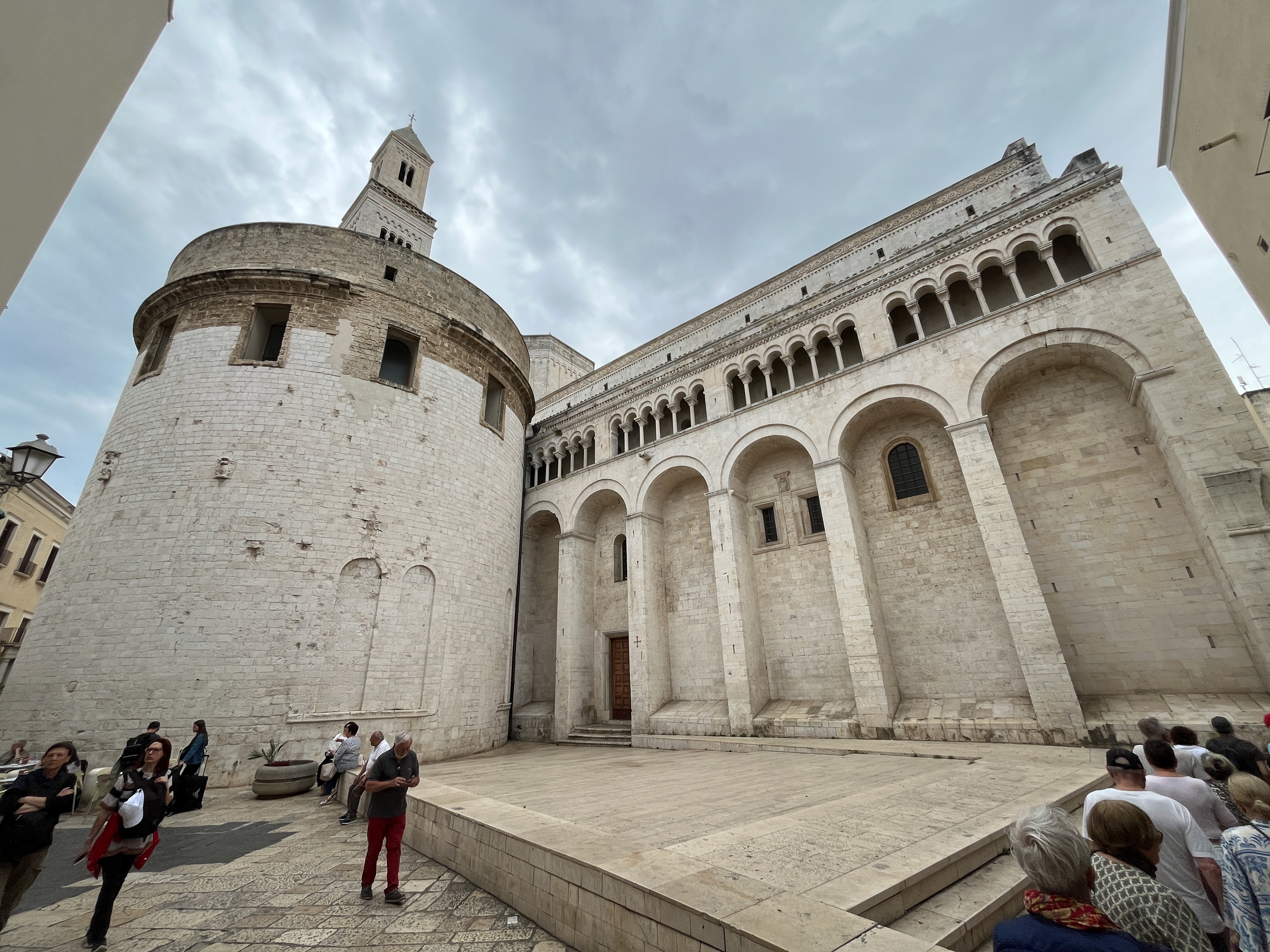 Bari
