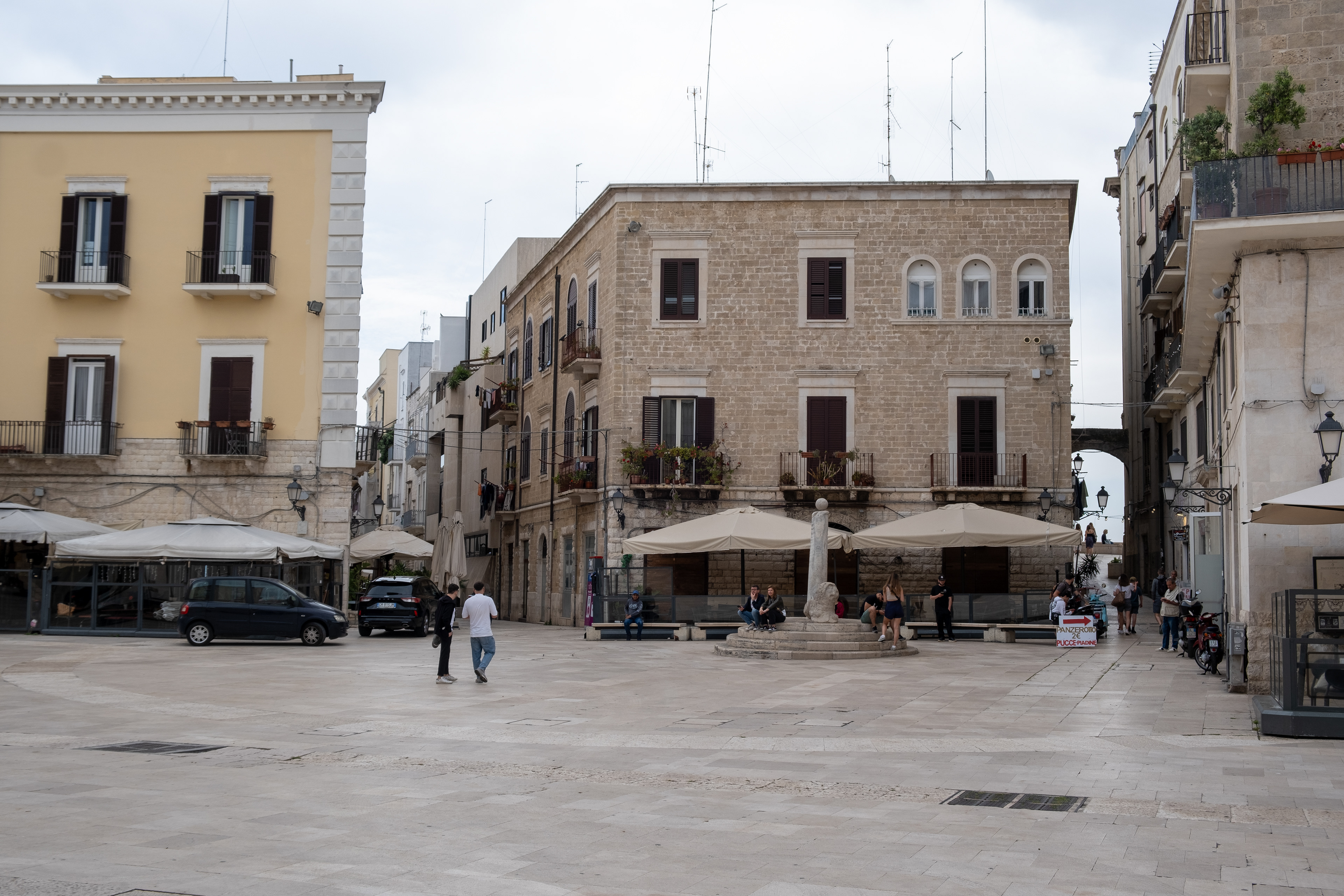 Bari