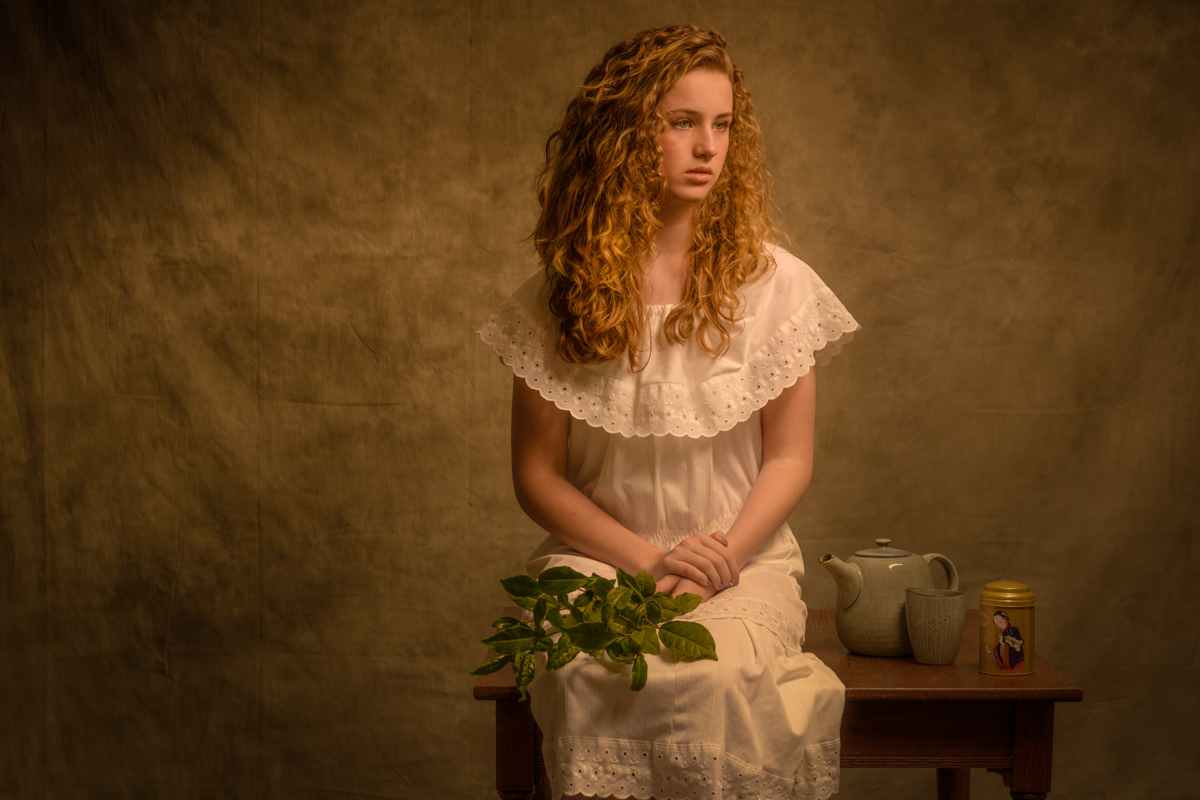 White Tea - The tea can was the subject of the product photography assignment in the first studio module and was discussed extensively during class where it became a reoccurring topic. The pose and look of the model symbolize her contemplating the discussion with a vacant look on her face, looking forward to the next module.