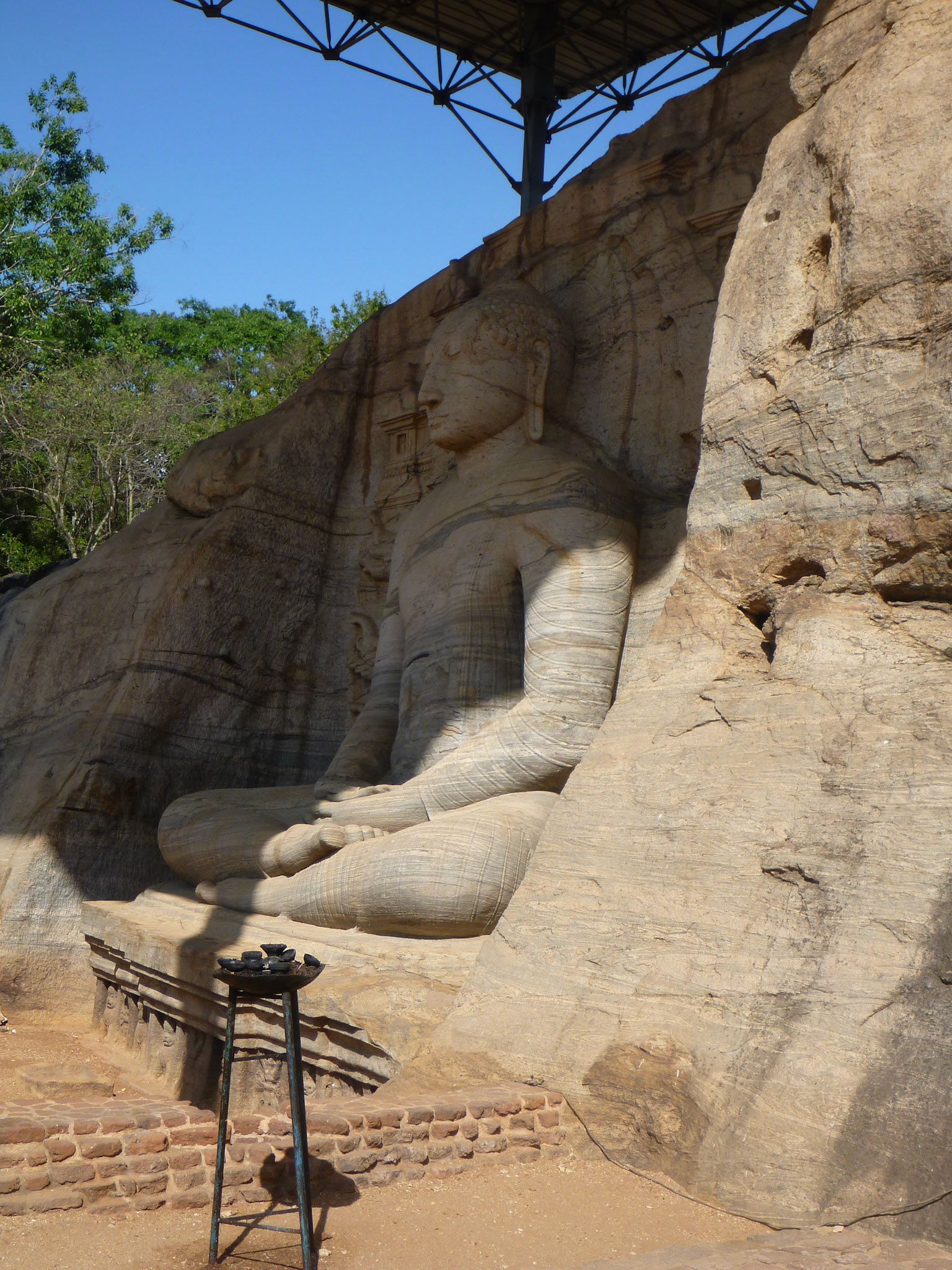 5.9.11 POLONARUVA - skupina královského paláce