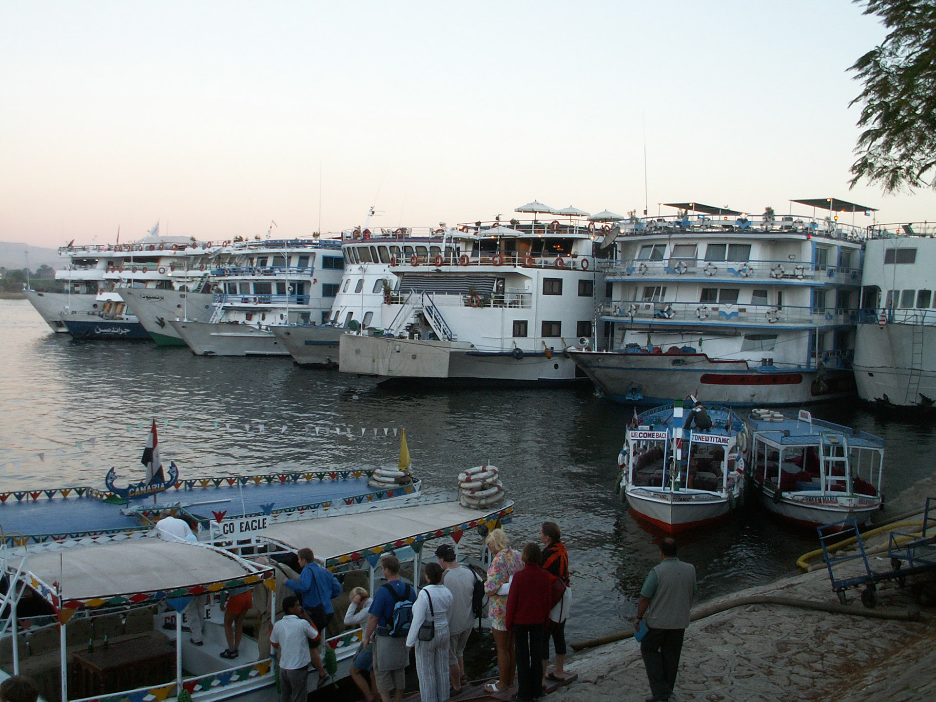 KONICA MINOLTA DIGITAL CAMERA