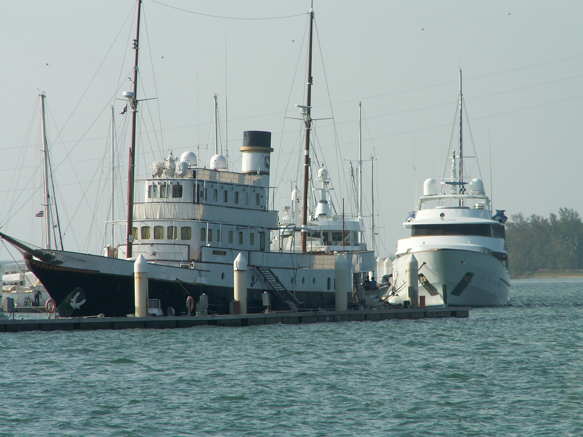 KONICA MINOLTA DIGITAL CAMERA