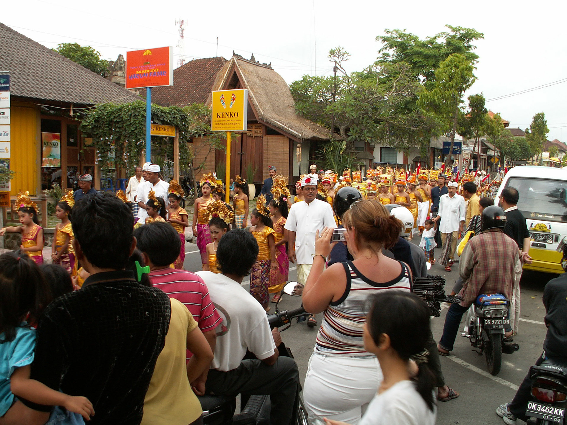 KONICA MINOLTA DIGITAL CAMERA