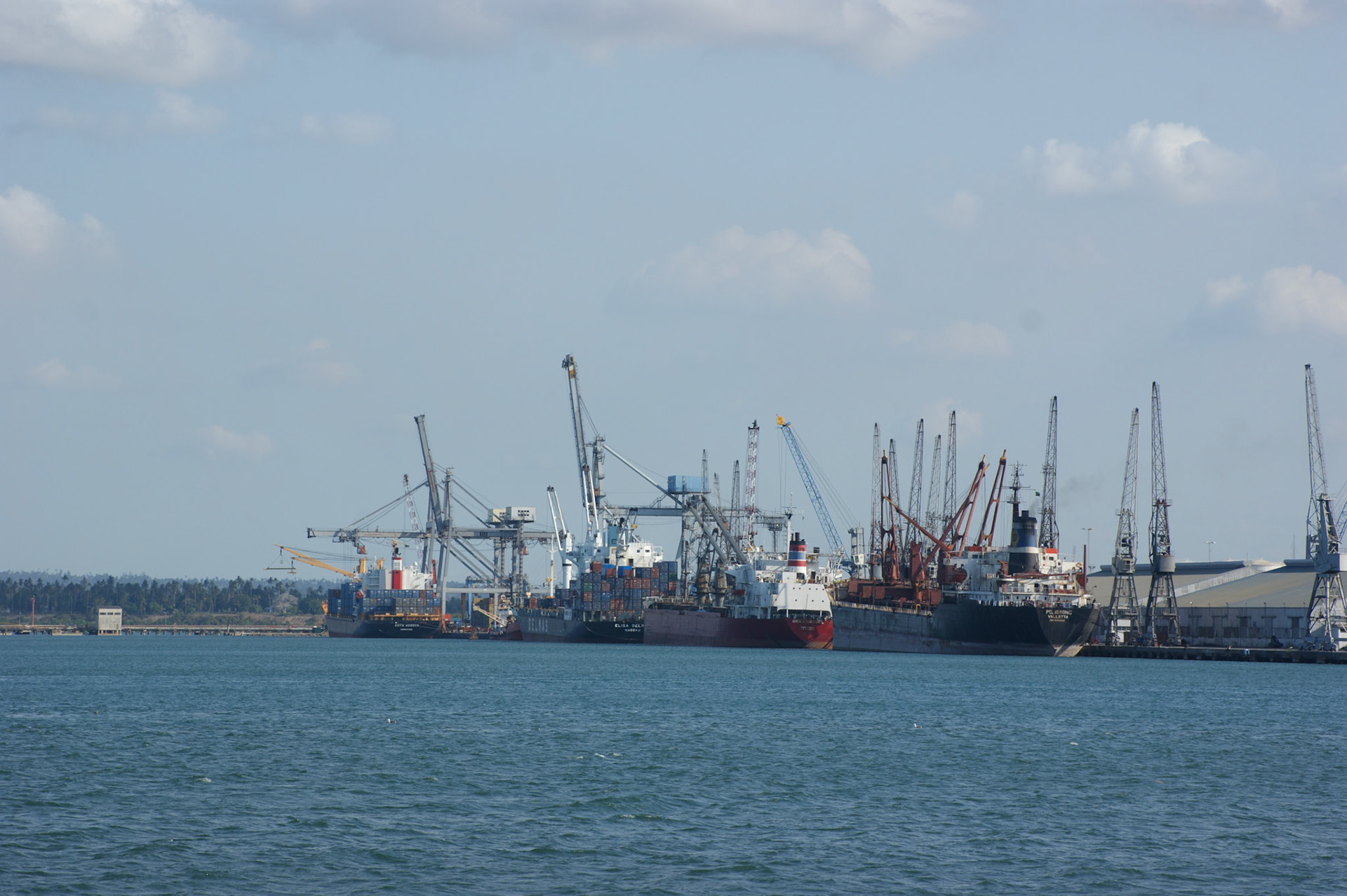 4.10.2009 TANZANIE - Der Salam - odjez na Zanzibar