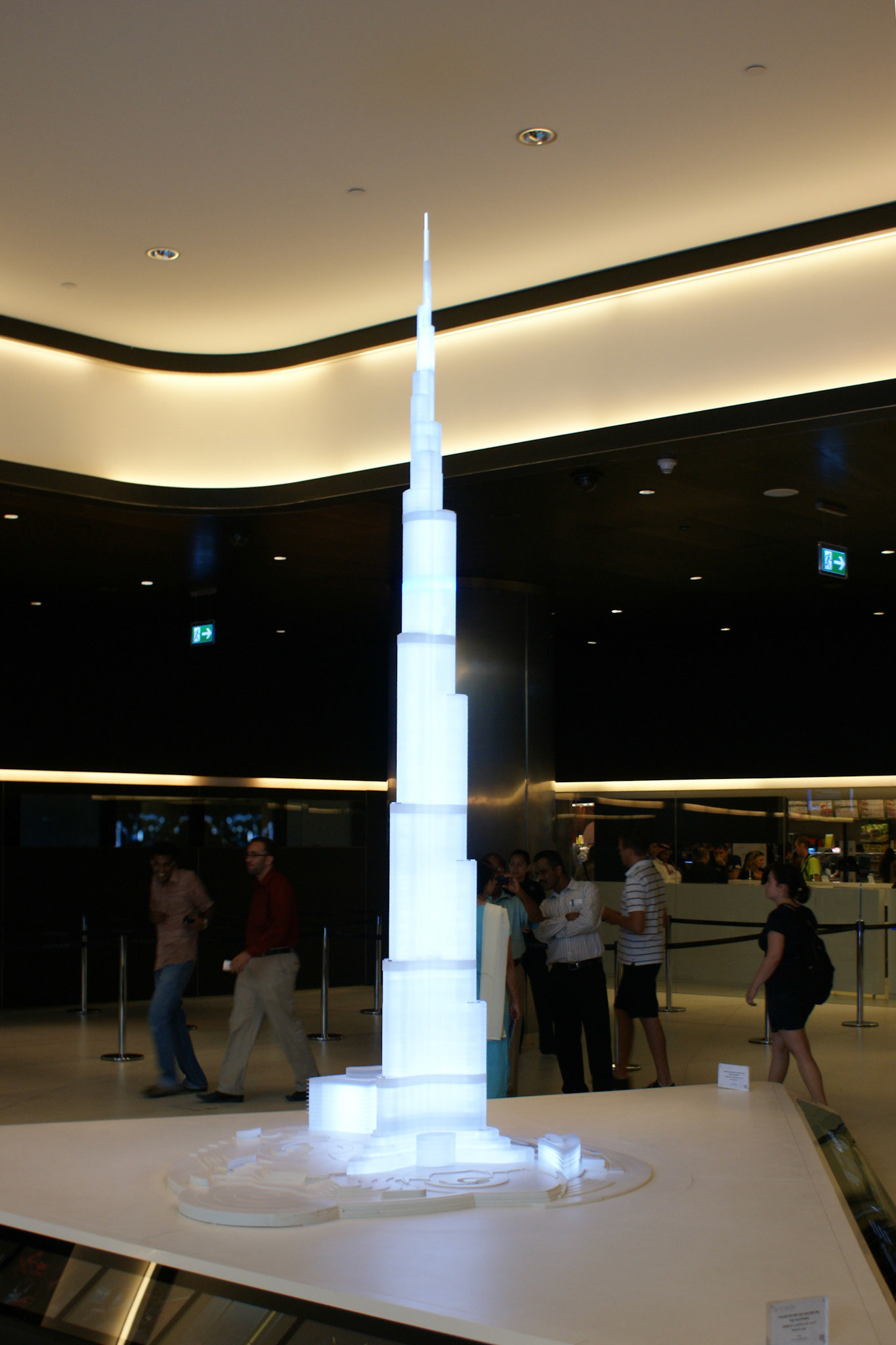 15.9.11 DUBAI - Burj Khalifa