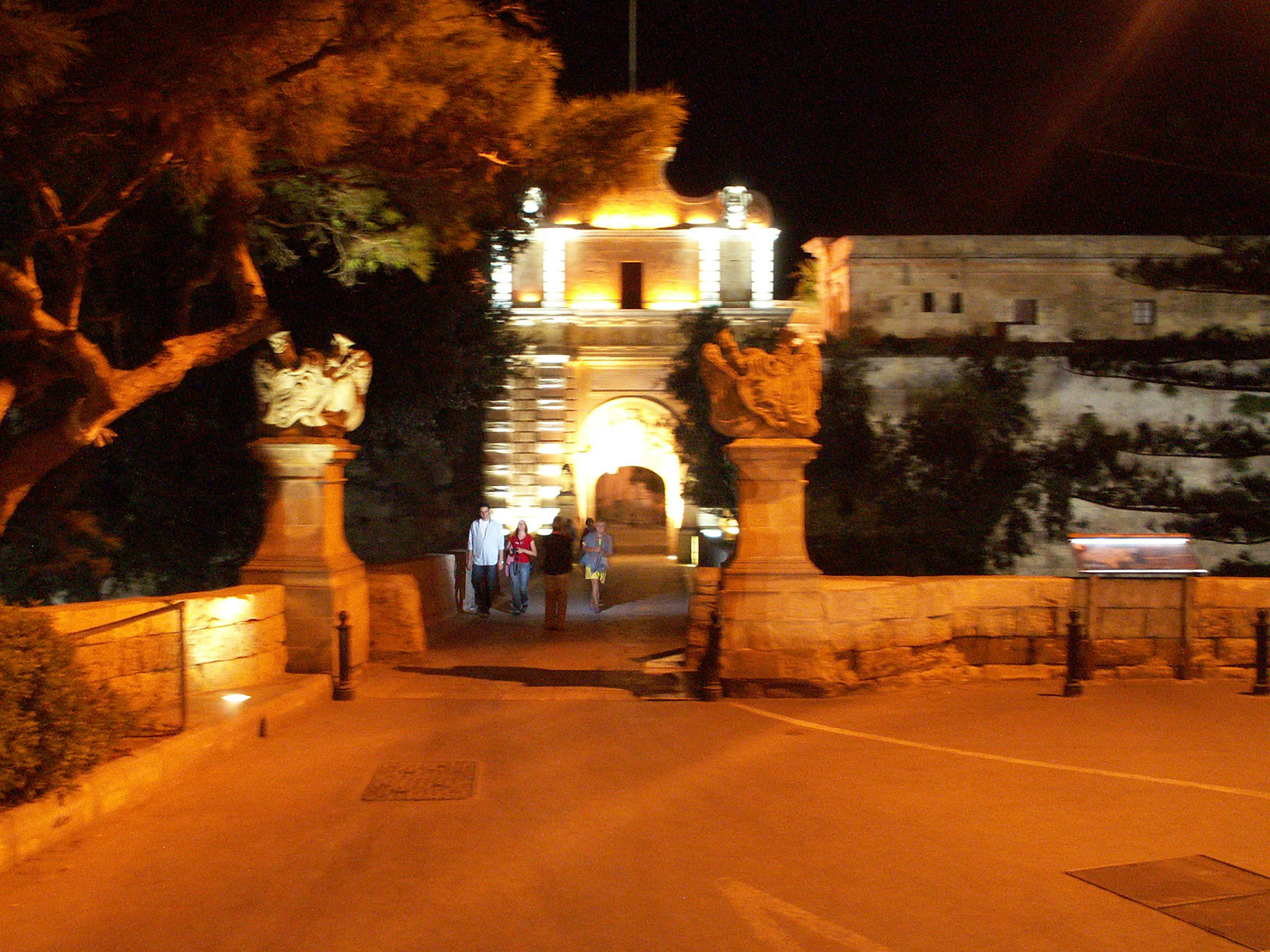 KONICA MINOLTA DIGITAL CAMERA