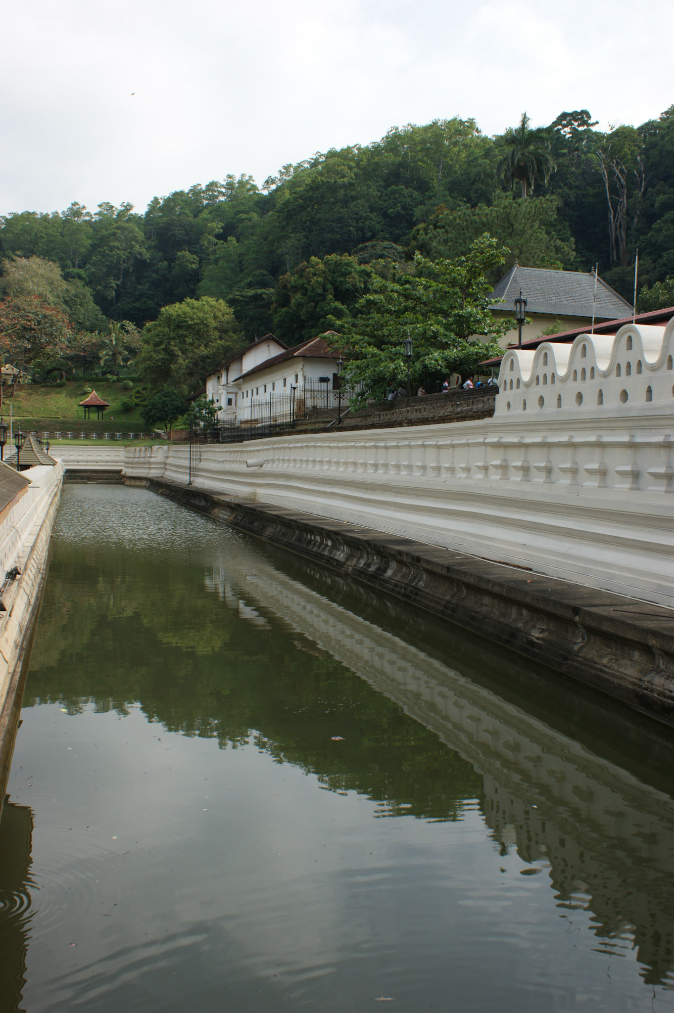 6.9.11 KANDY - Chrám buddhova zubu
