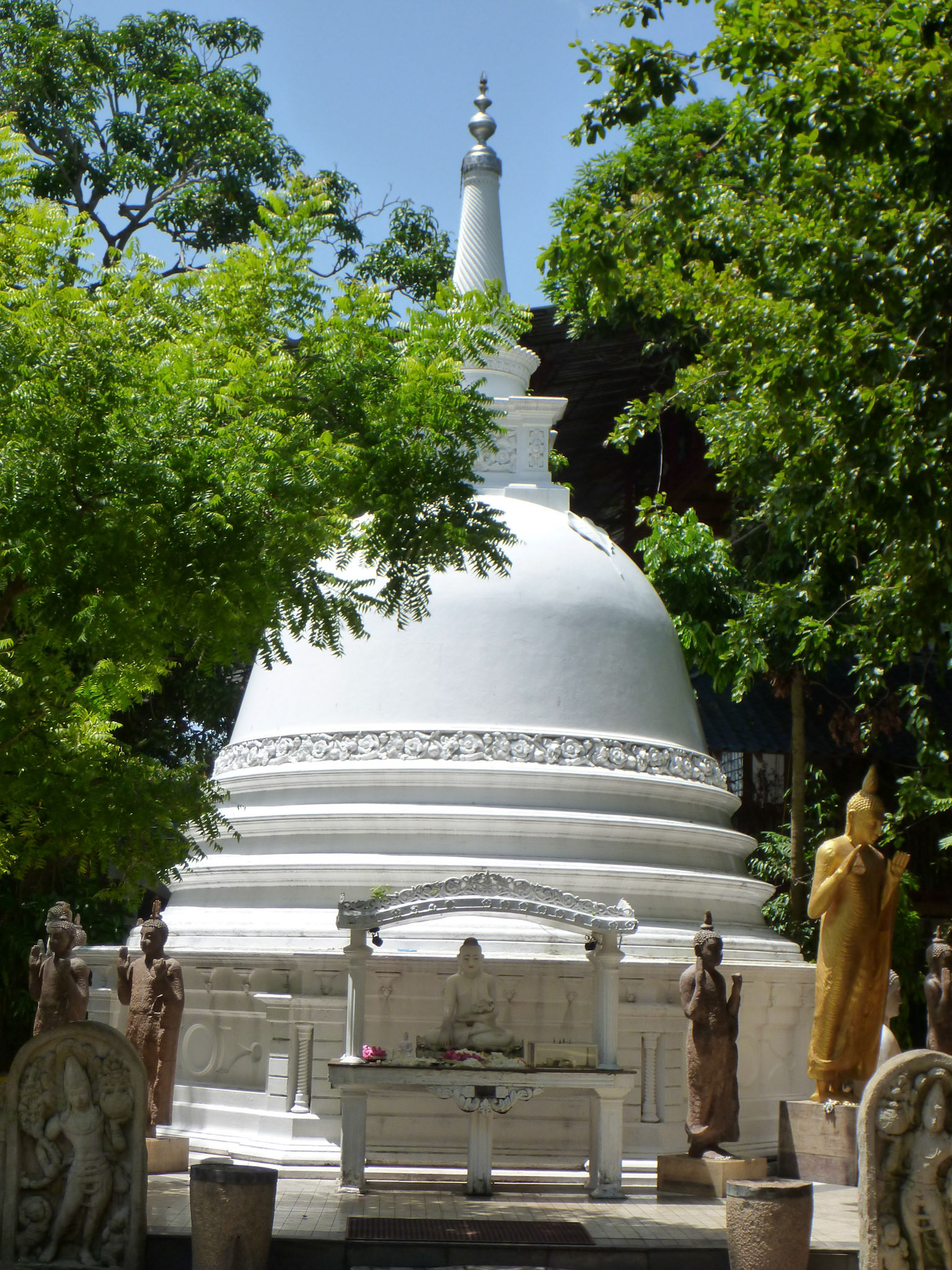 8.9.11 COLOMBO - chrám Gangarámaja