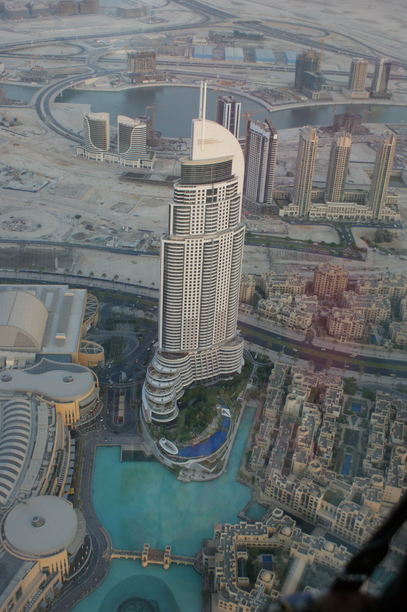 15.9.11 DUBAI - Burj Khalifa - výhled