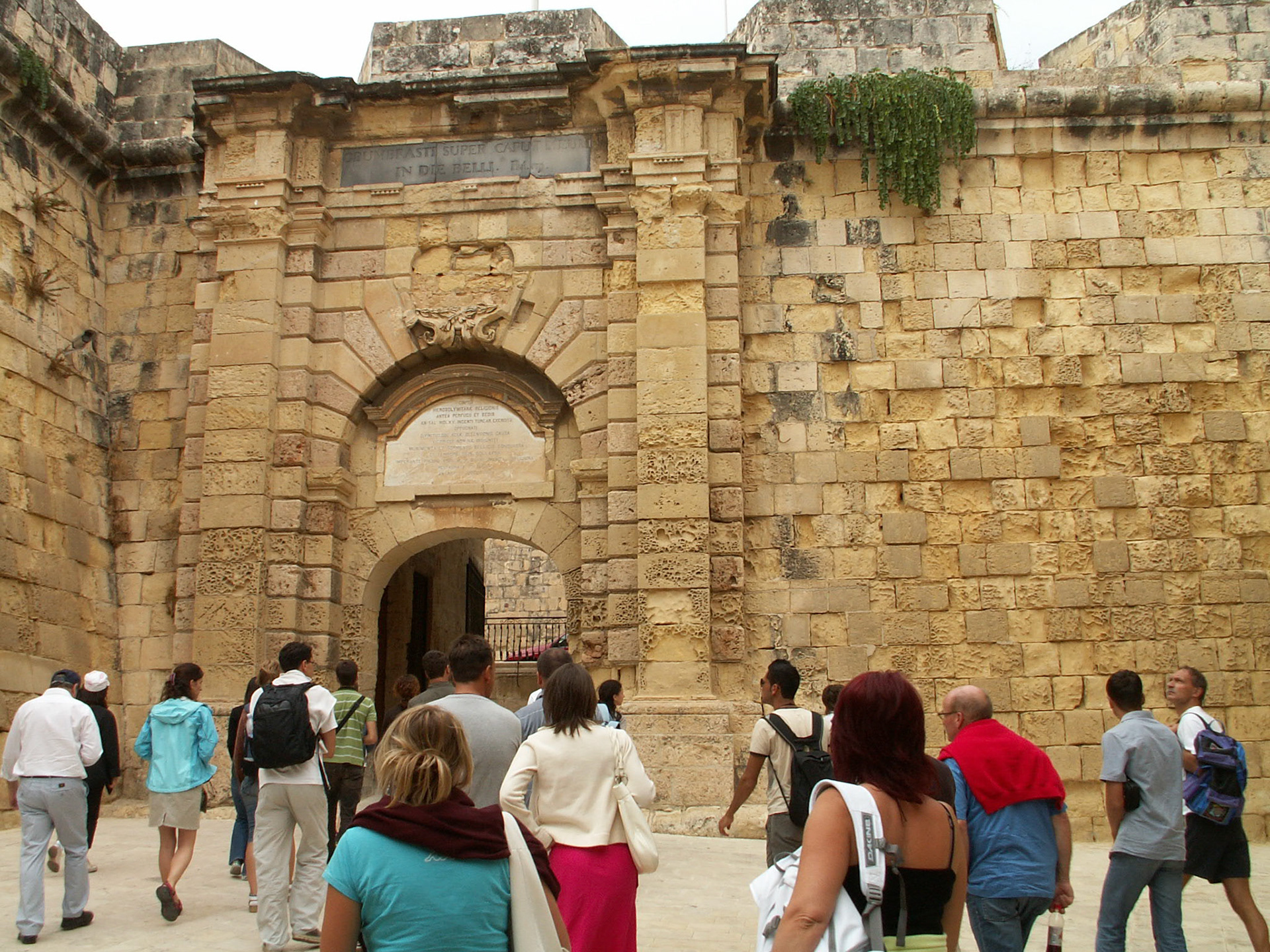 KONICA MINOLTA DIGITAL CAMERA