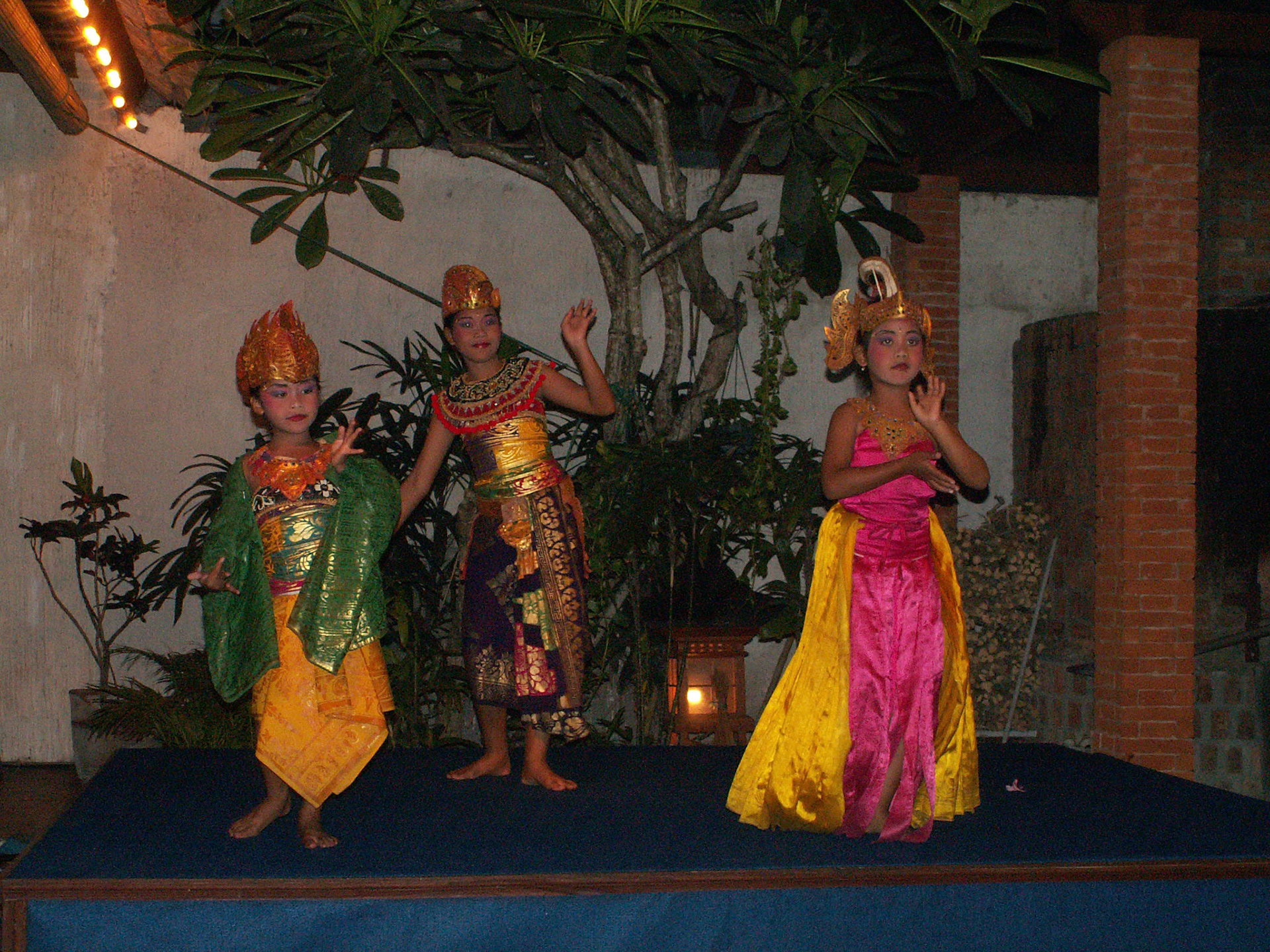 KONICA MINOLTA DIGITAL CAMERA