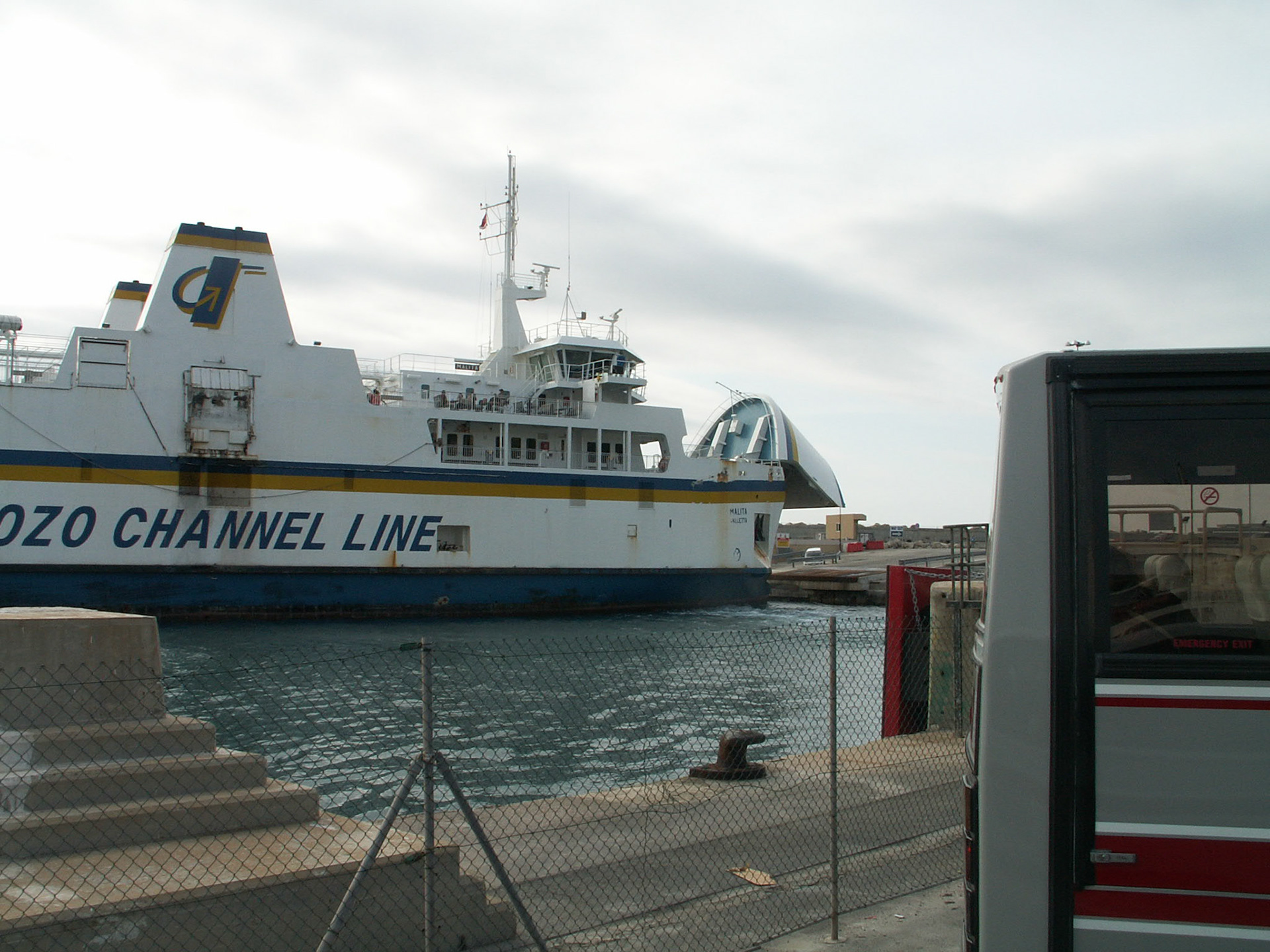 KONICA MINOLTA DIGITAL CAMERA