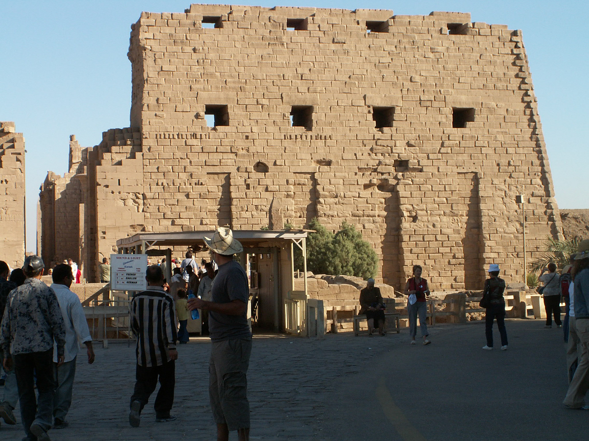 KONICA MINOLTA DIGITAL CAMERA