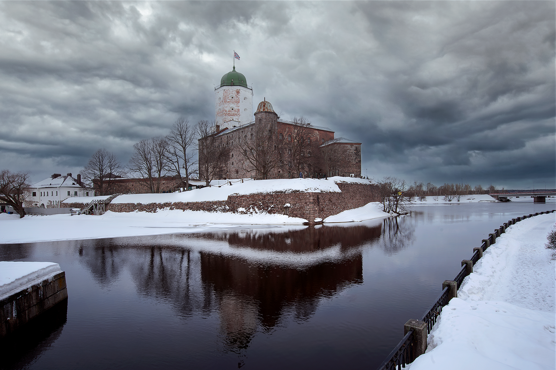 Footgrafia del castello di Viborg - in inverno - GOlfo di Finlandia - fotografia realizzata da Daniele Scalera FOtografo in Siena e Firenze