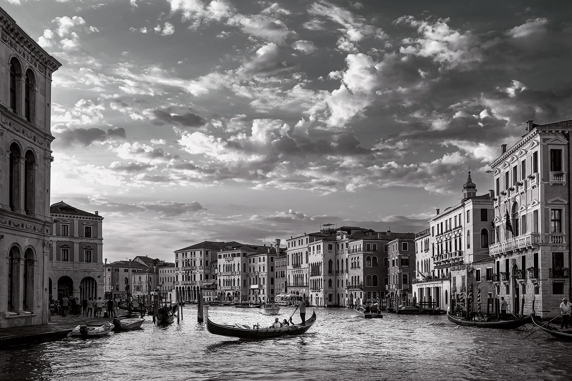 fotografia di paesaggio - venezia in bianco e nero - canal grande - daniele scalera fotografo