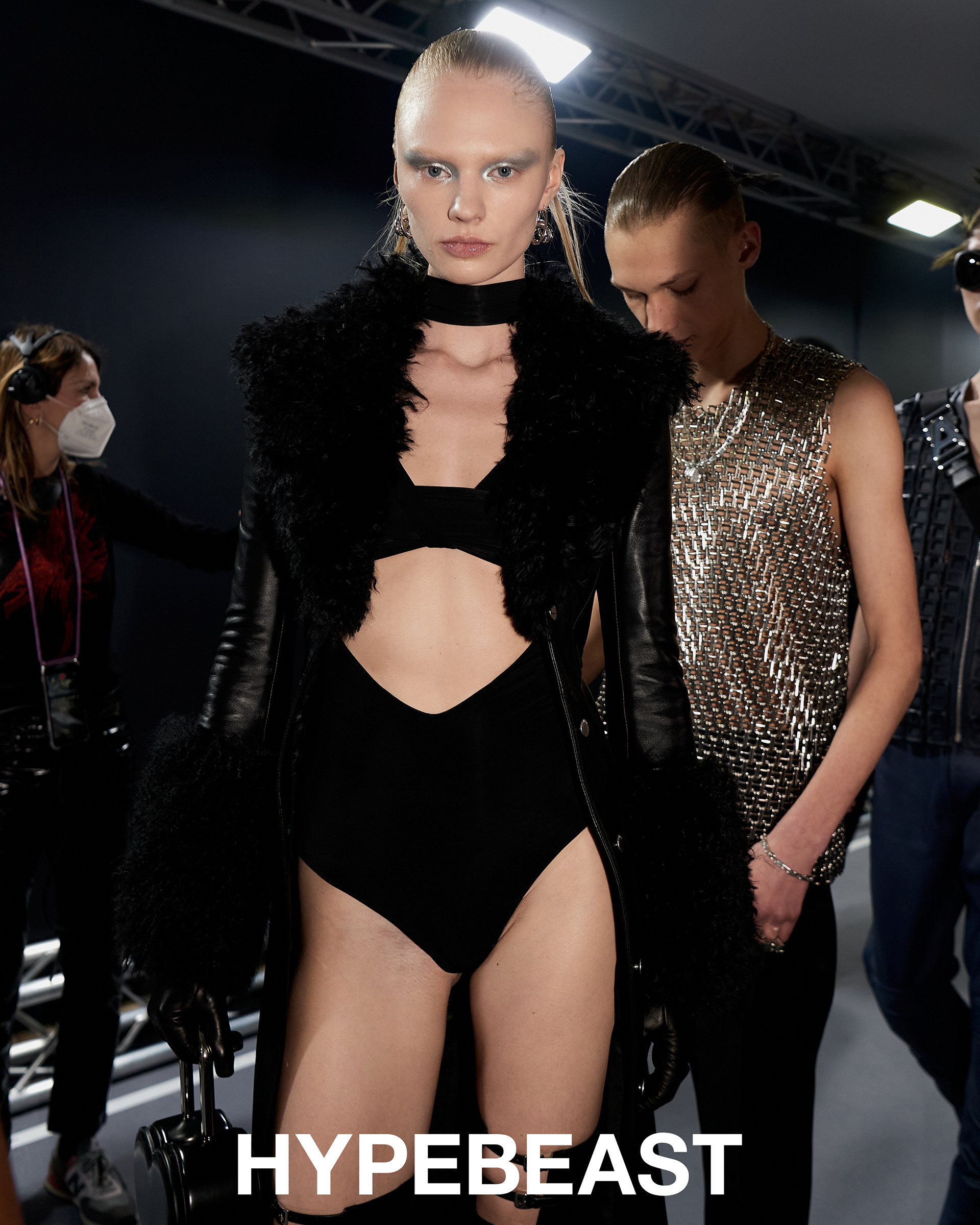 22FW AMBUSH X HYPEBEAST