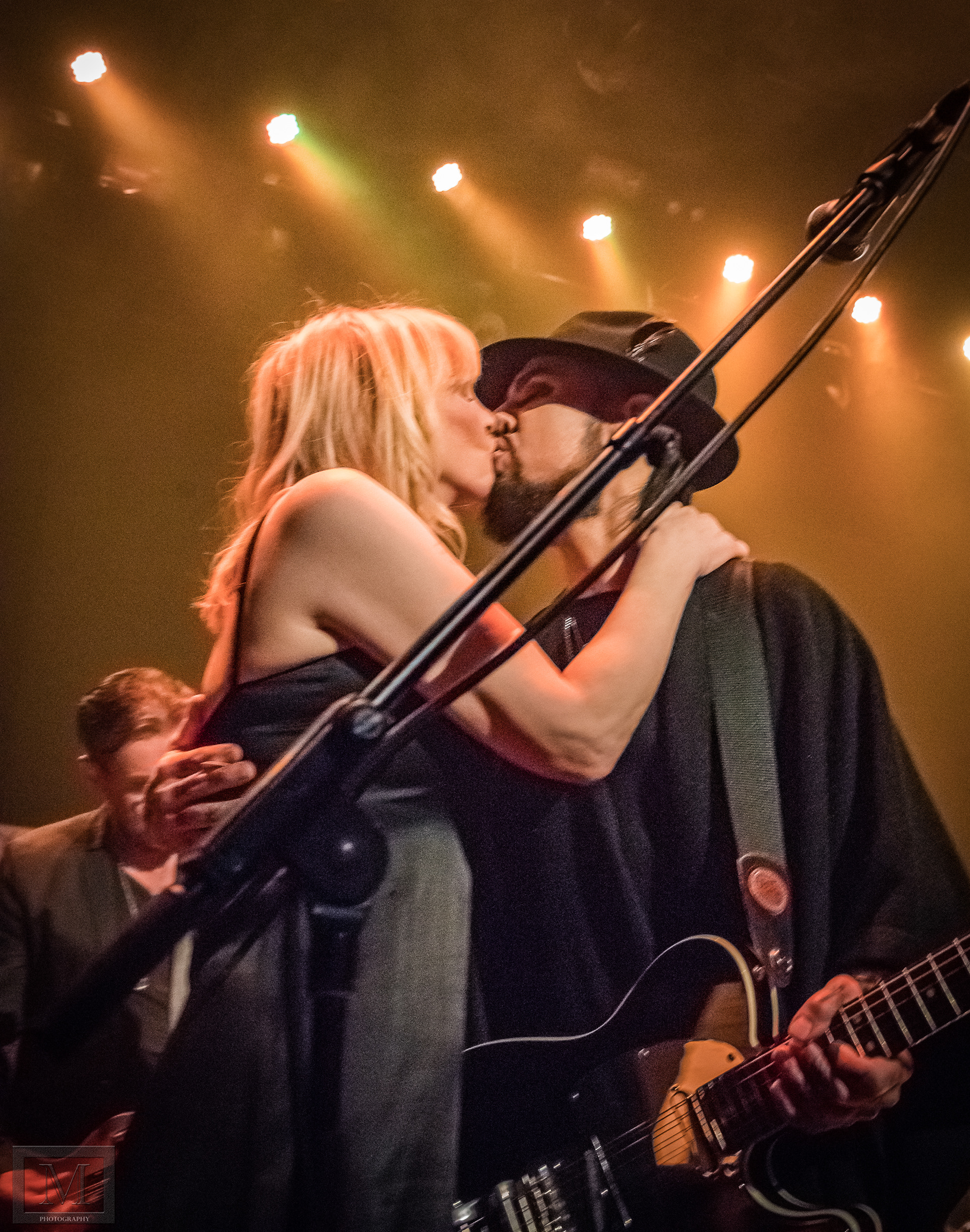 Courtney Love and Dave Navarro