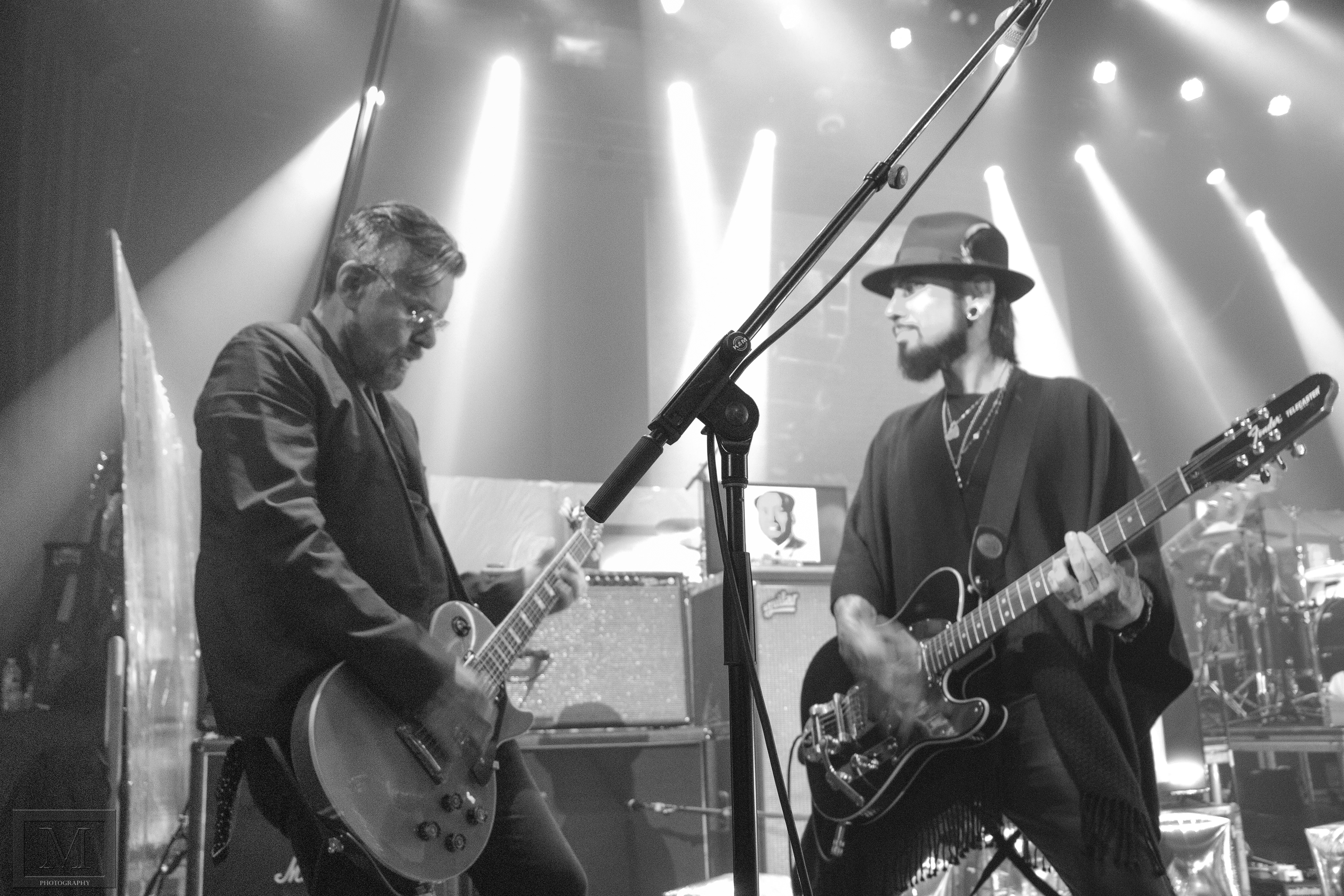 Billy Duffy and Dave Navarro