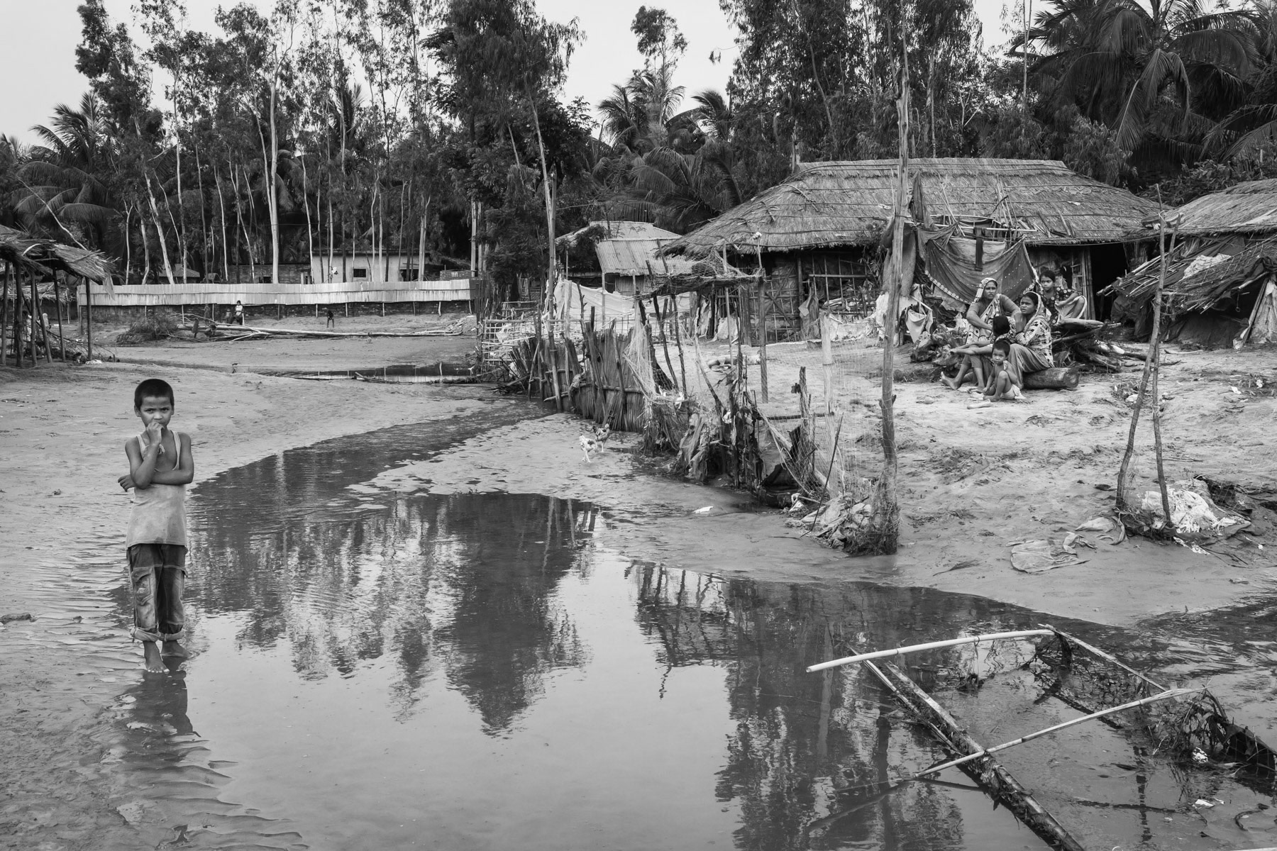 Nazirar Tek settlement for stateless Rohingya near the fish drying fields of Cox's Bazar, Bangladesh, May 2016