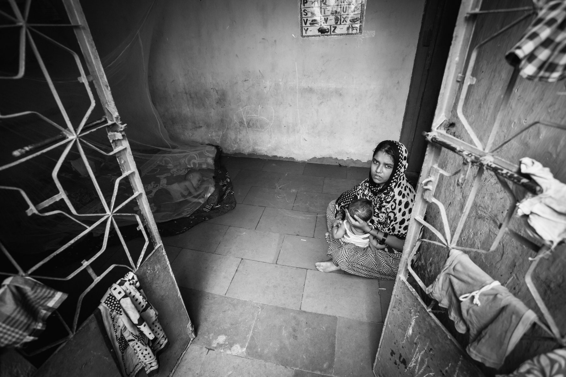 Several Rohingya families live together and can as such afford to rent better housing. Bahadurpura settlement in Hyderabad, India, June 2016