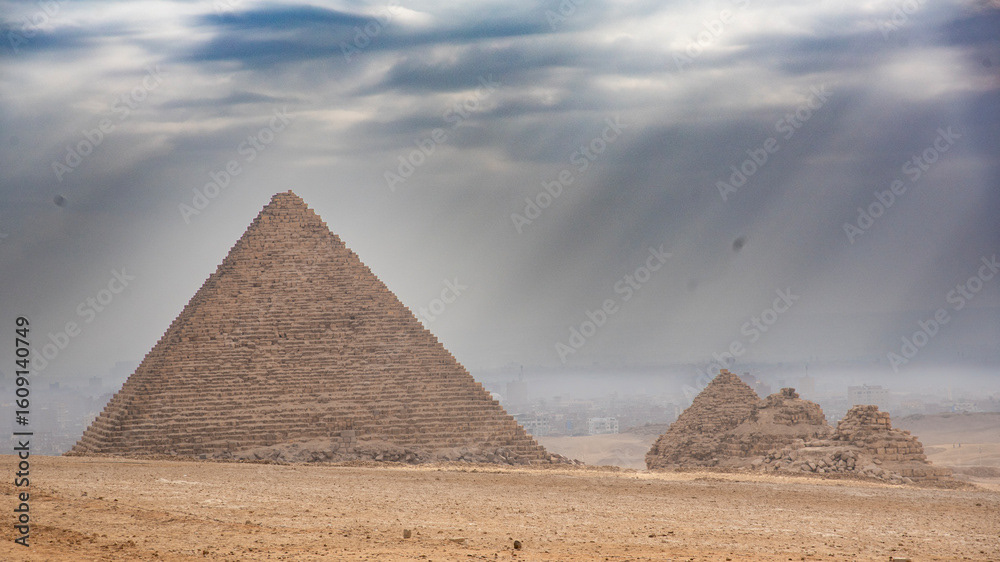Great pyramids of Giza