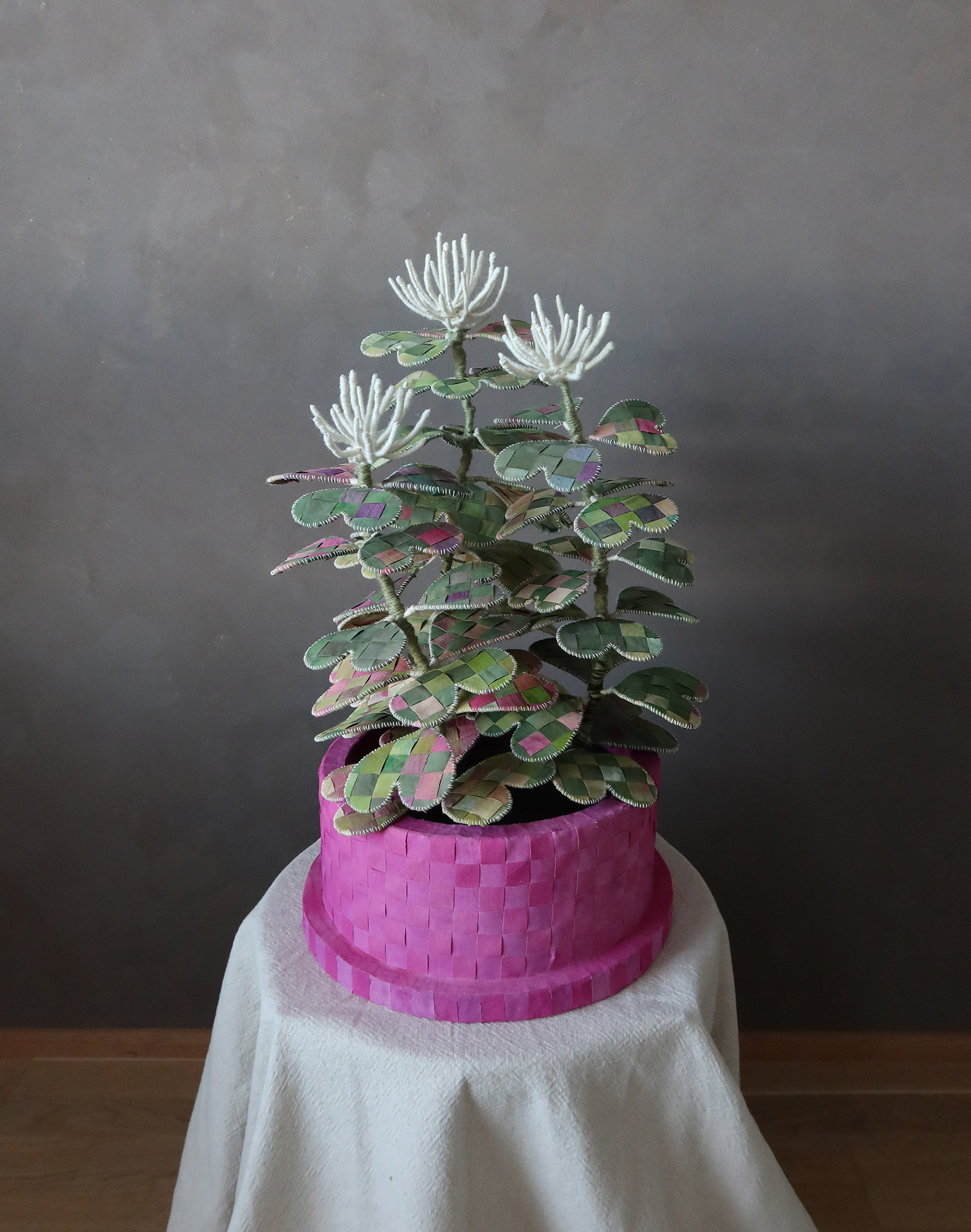 WILD CLOVER mixed media sculpture 2022, 63 x 36 x 36 cm